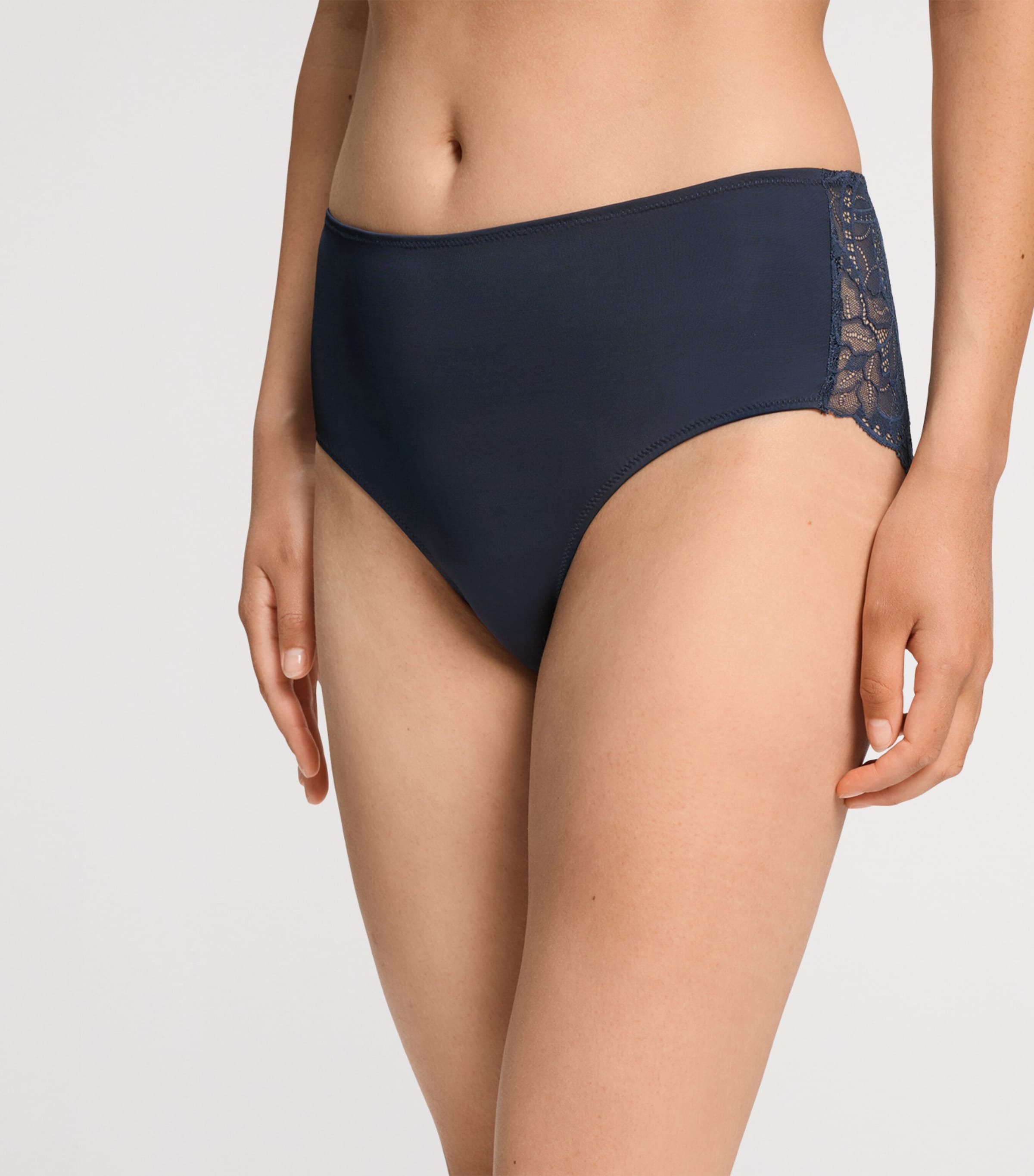 Hanro Womens Azelia Maxi Briefs Deep Navy Image 4