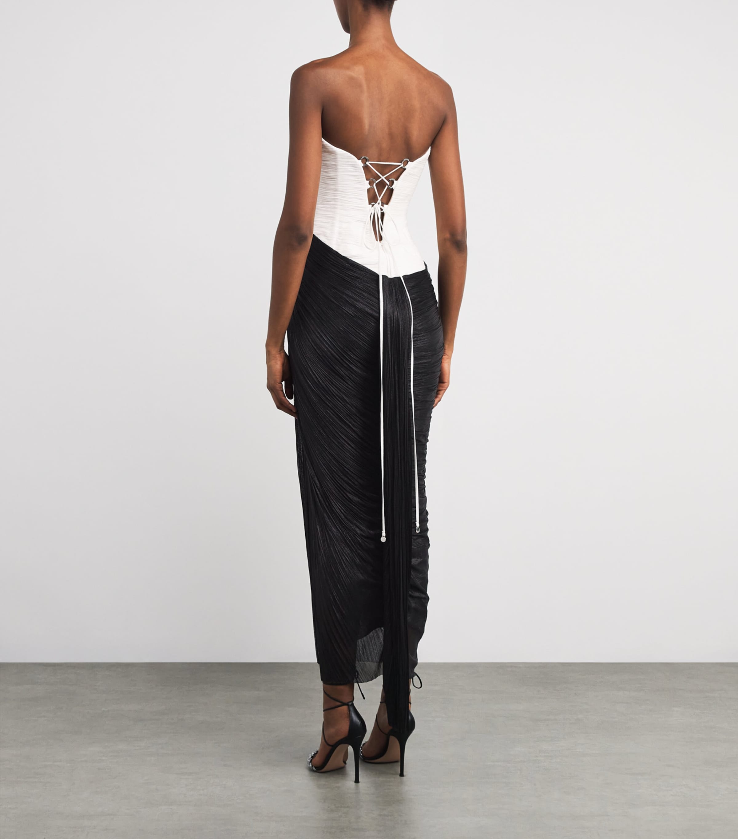 Pleated Dita Maxi Dress MASCARA/PEARL WHITE Image 3