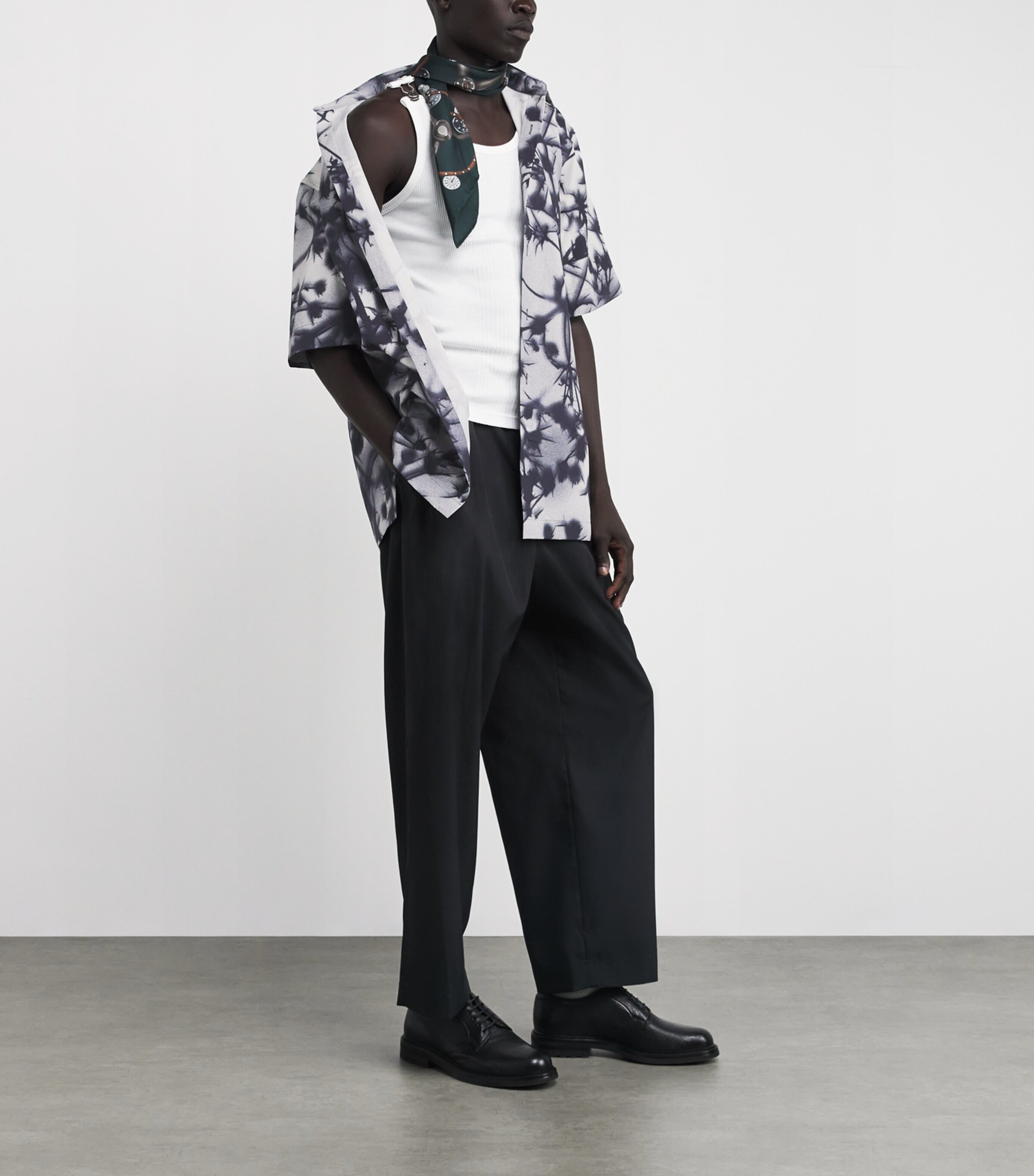 Cotton Thistle Print Shirt BLACK Image 2