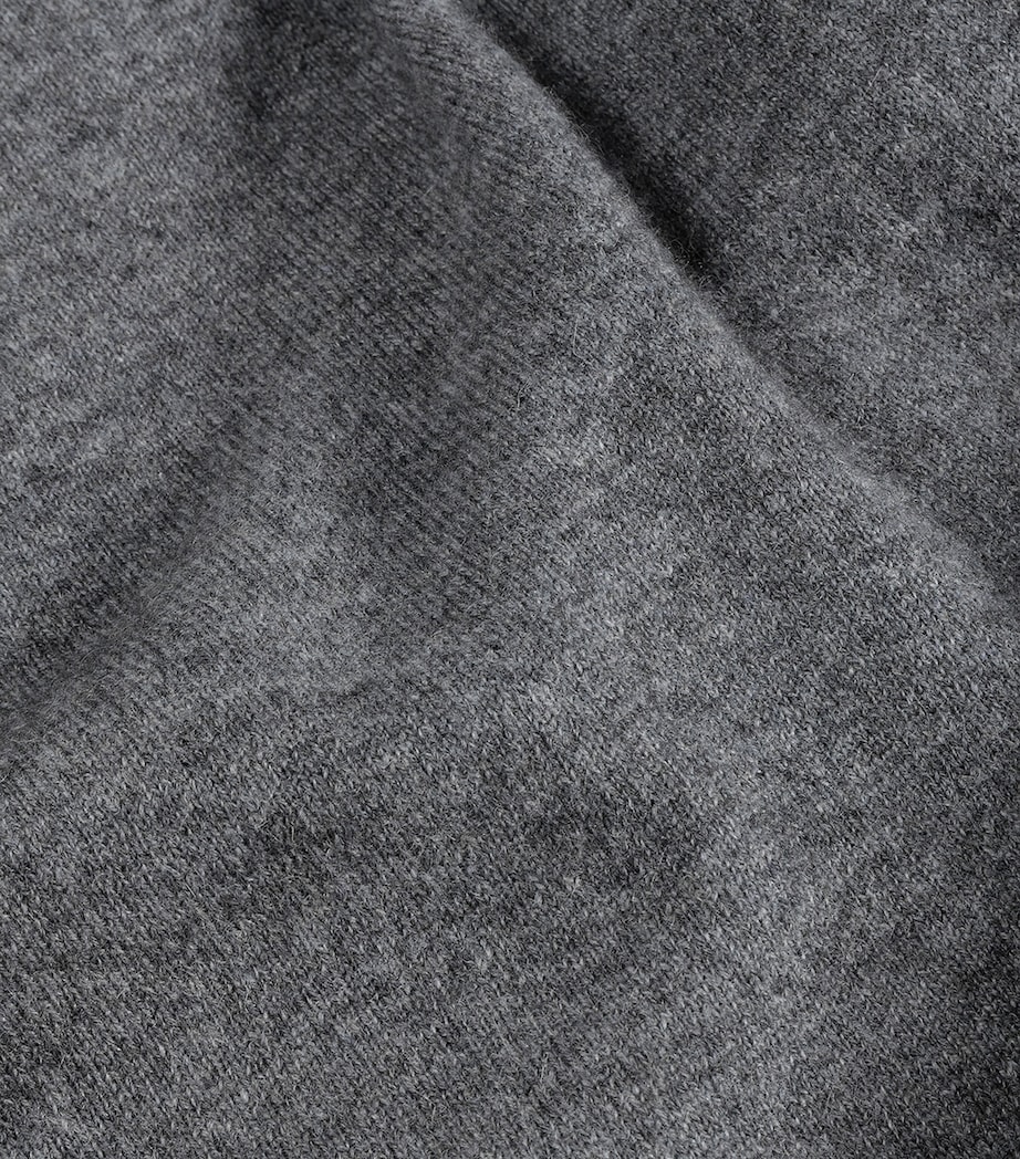 Cashmere Manyas Throw (140cm x 200cm) DARK GREY Image 2