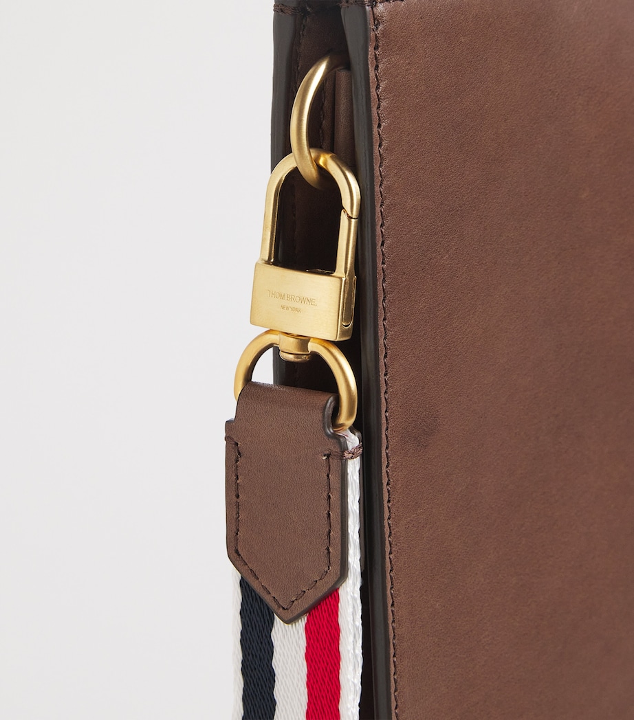 Medium Leather Gusset Folio Bag DARK BROWN Image 6