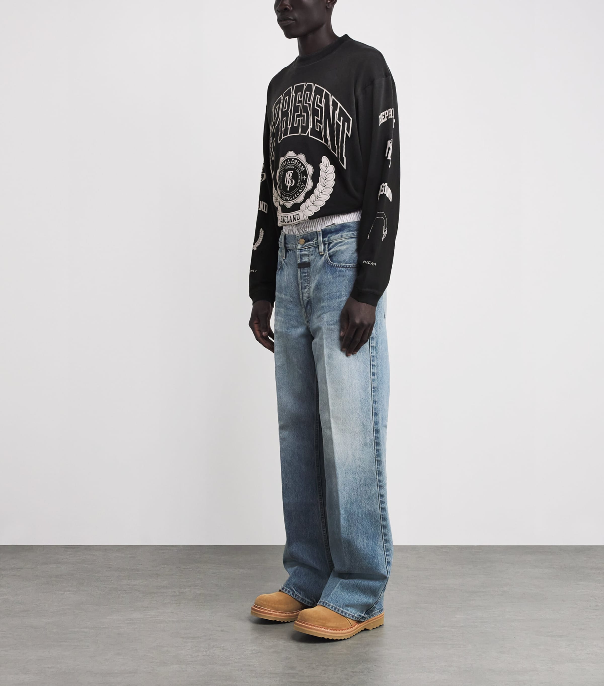 Cotton Legacy Crest T-Shirt STAINED BLACK Image 2