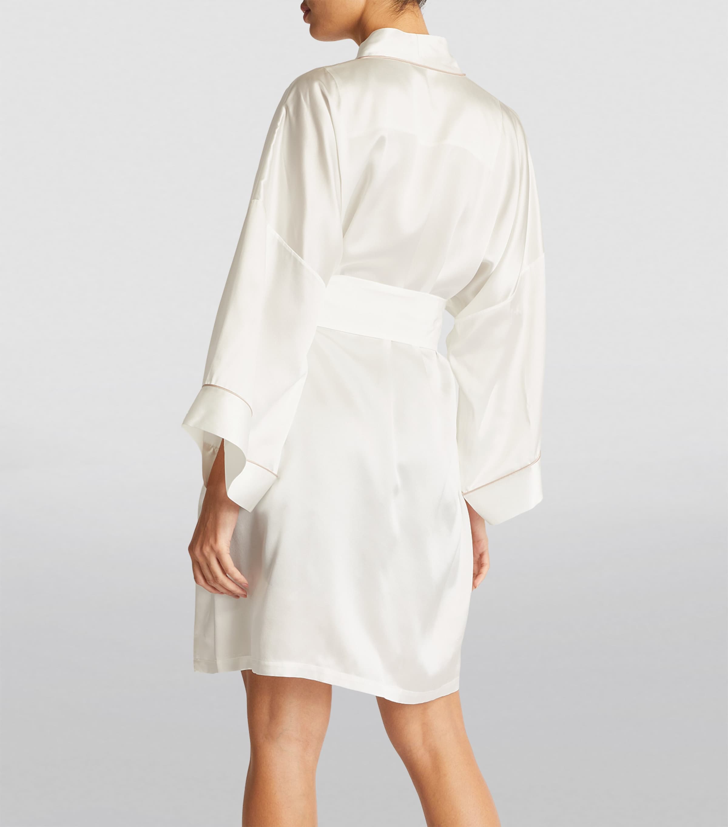 Silk Mimi Robe IVORY Image 4