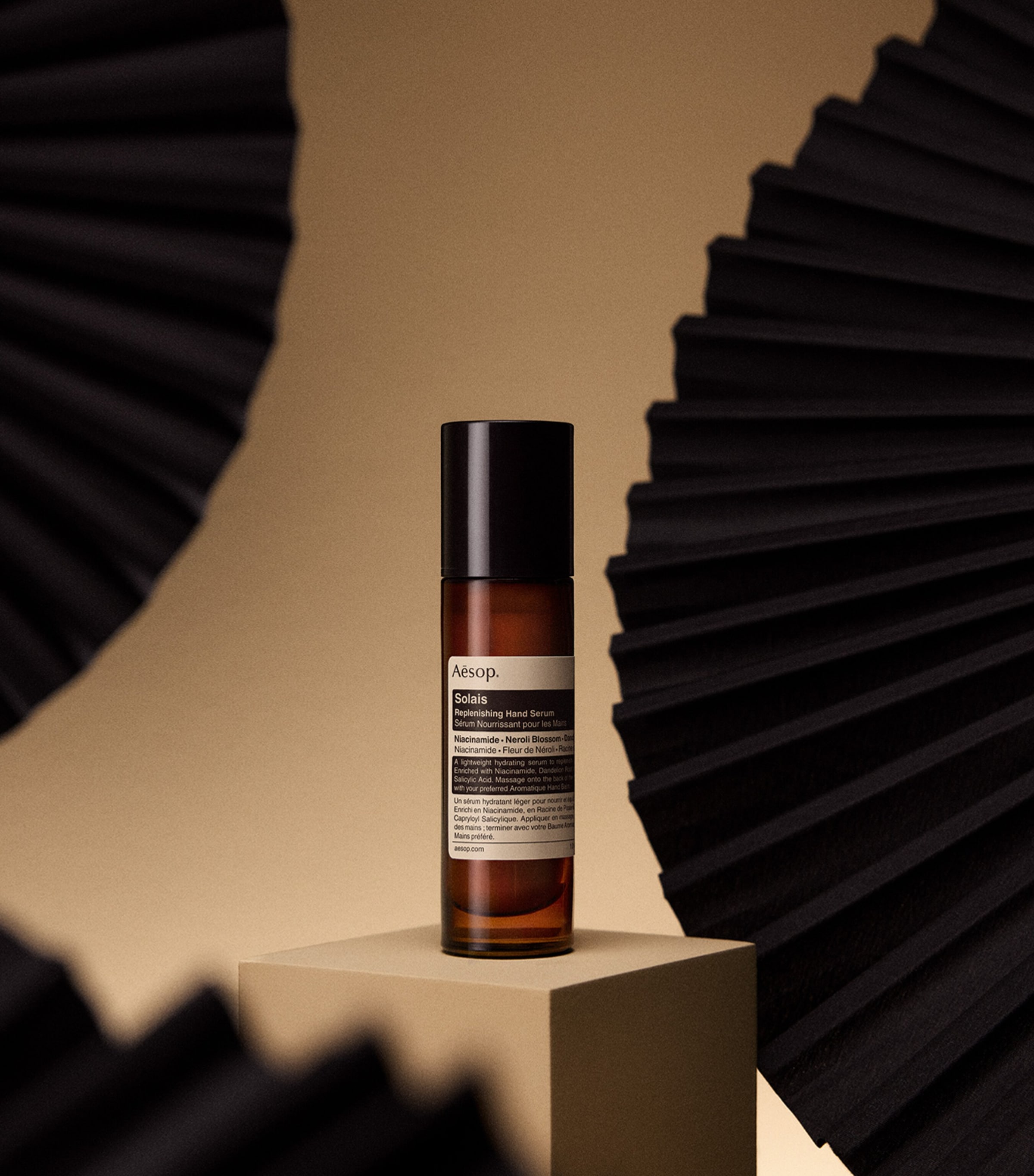 AESOP Solais Replenishing Hand Serum (30ml) Image 2
