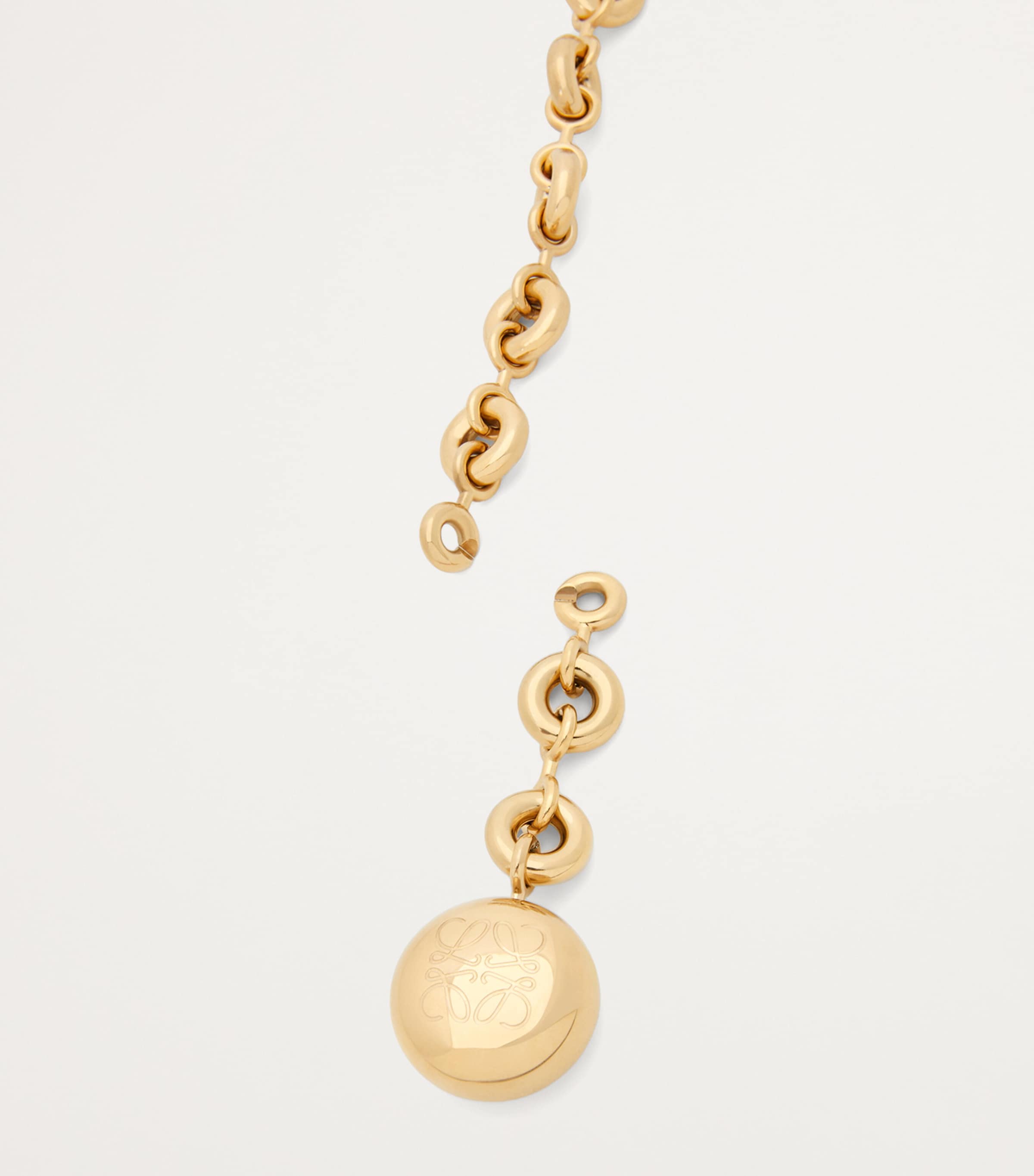 Medium Lambskin Squeeze Shoulder Bag EUCALYPTUS GREEN Image 10