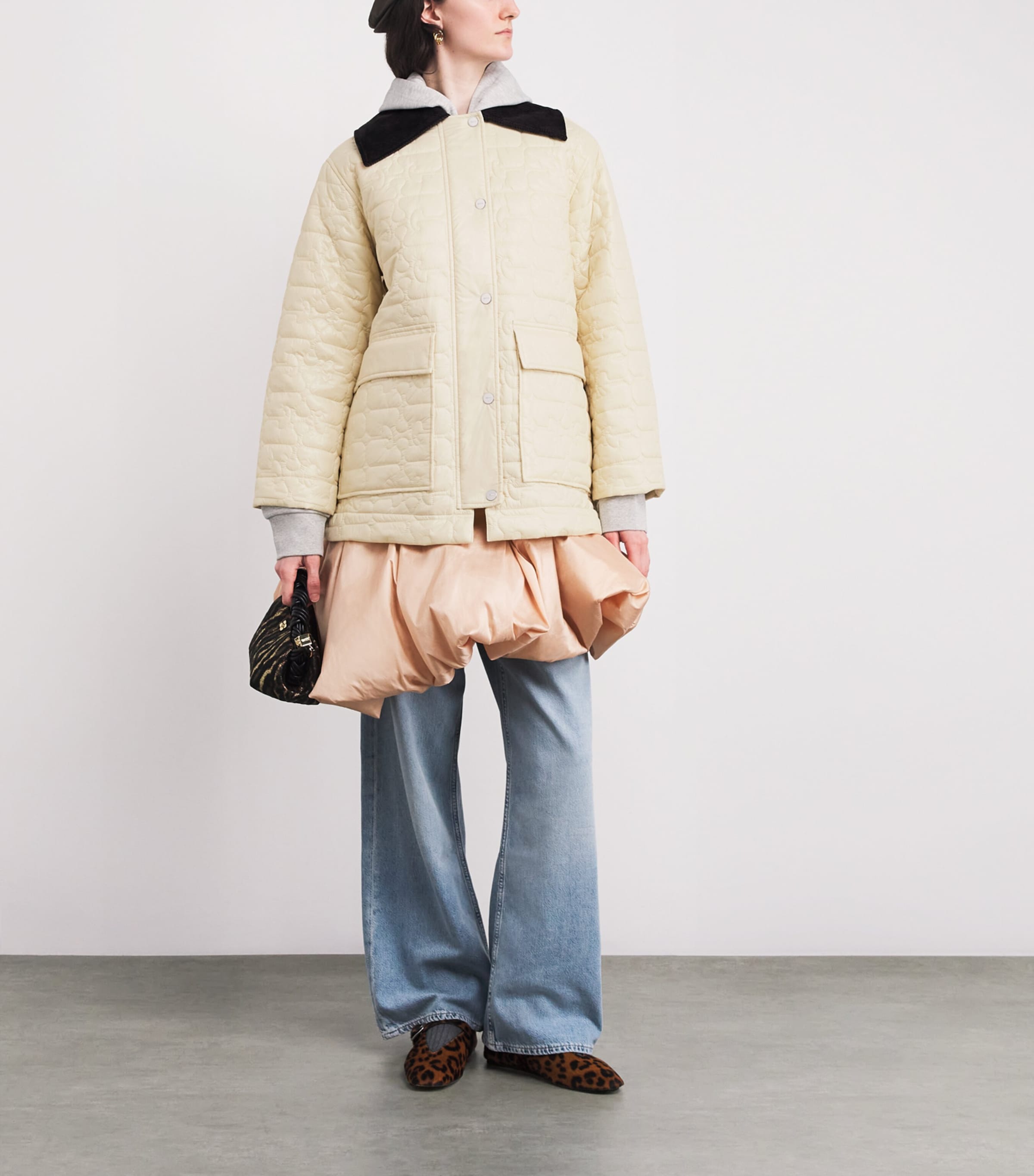 Corduroy-Collar Shiny Quilted Jacket 265 ANGORA Image 2