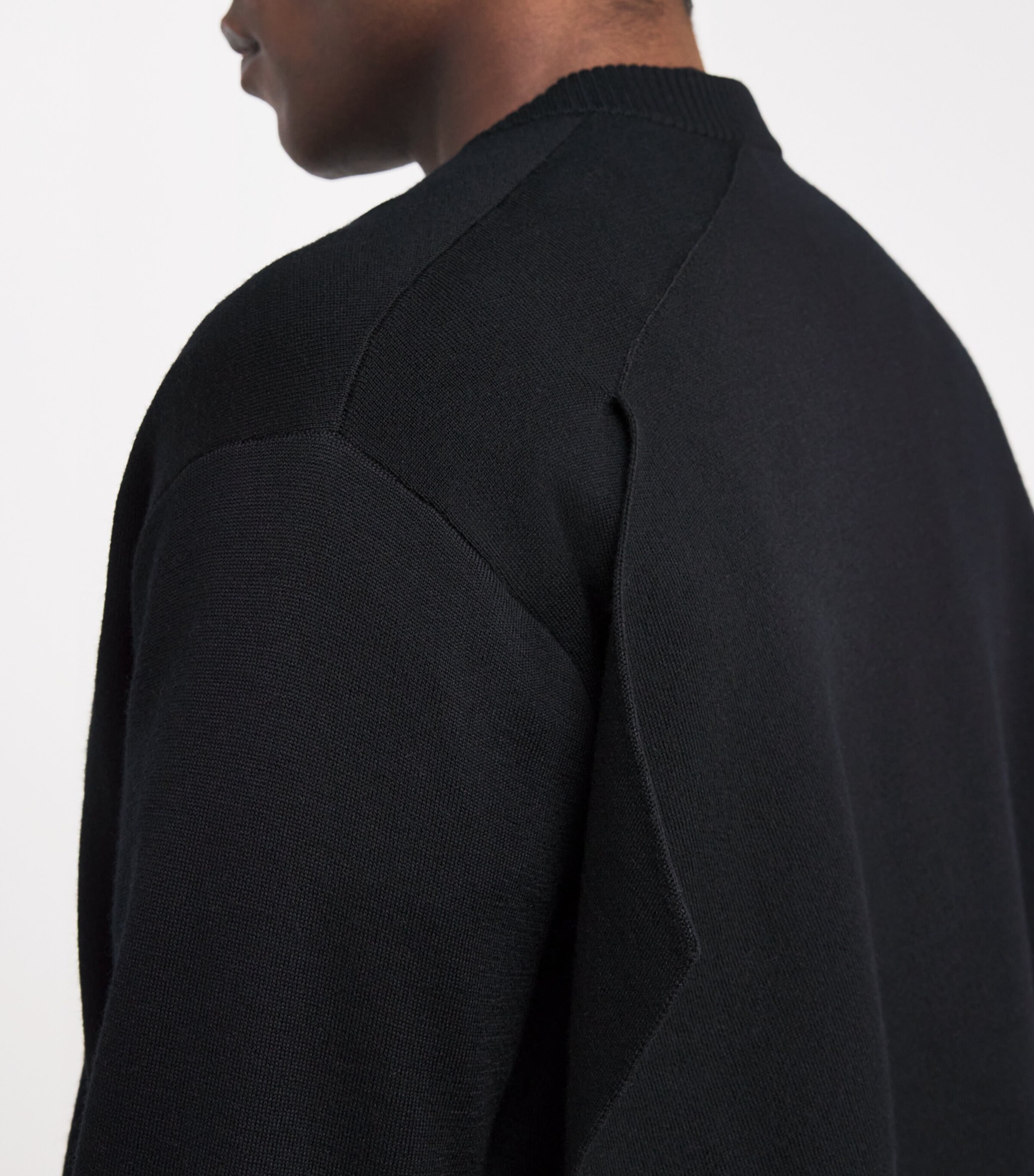 Wool V-Neck Sweater BLACK Image 5