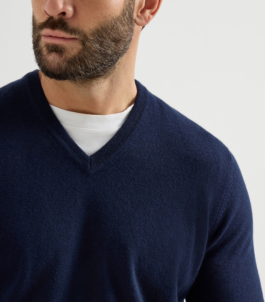 Brunello Cucinelli Mens Cashmere V-Neck Sweater Image 6