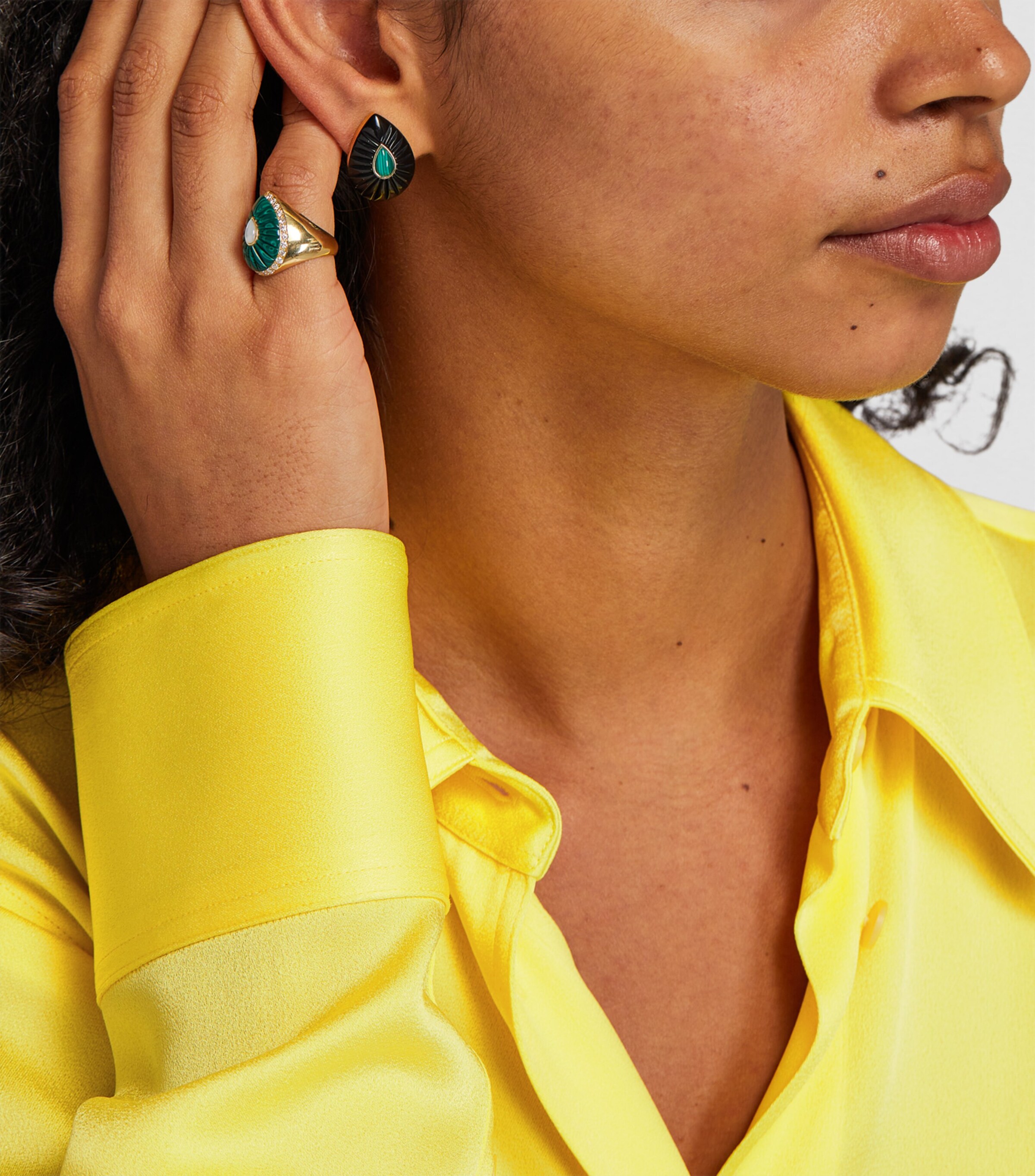 L'ATELIER NAWBAR Yellow Gold, Diamond and Malachite Bond Street Pinky Ring Yellow Gold Image 4