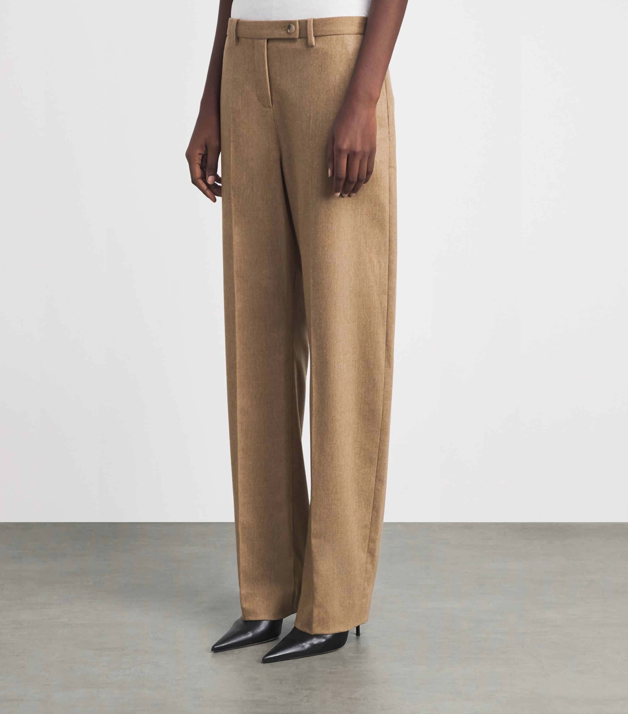 Khaite Womens Wool Hunter Straight Trousers Desert Sand Image 4