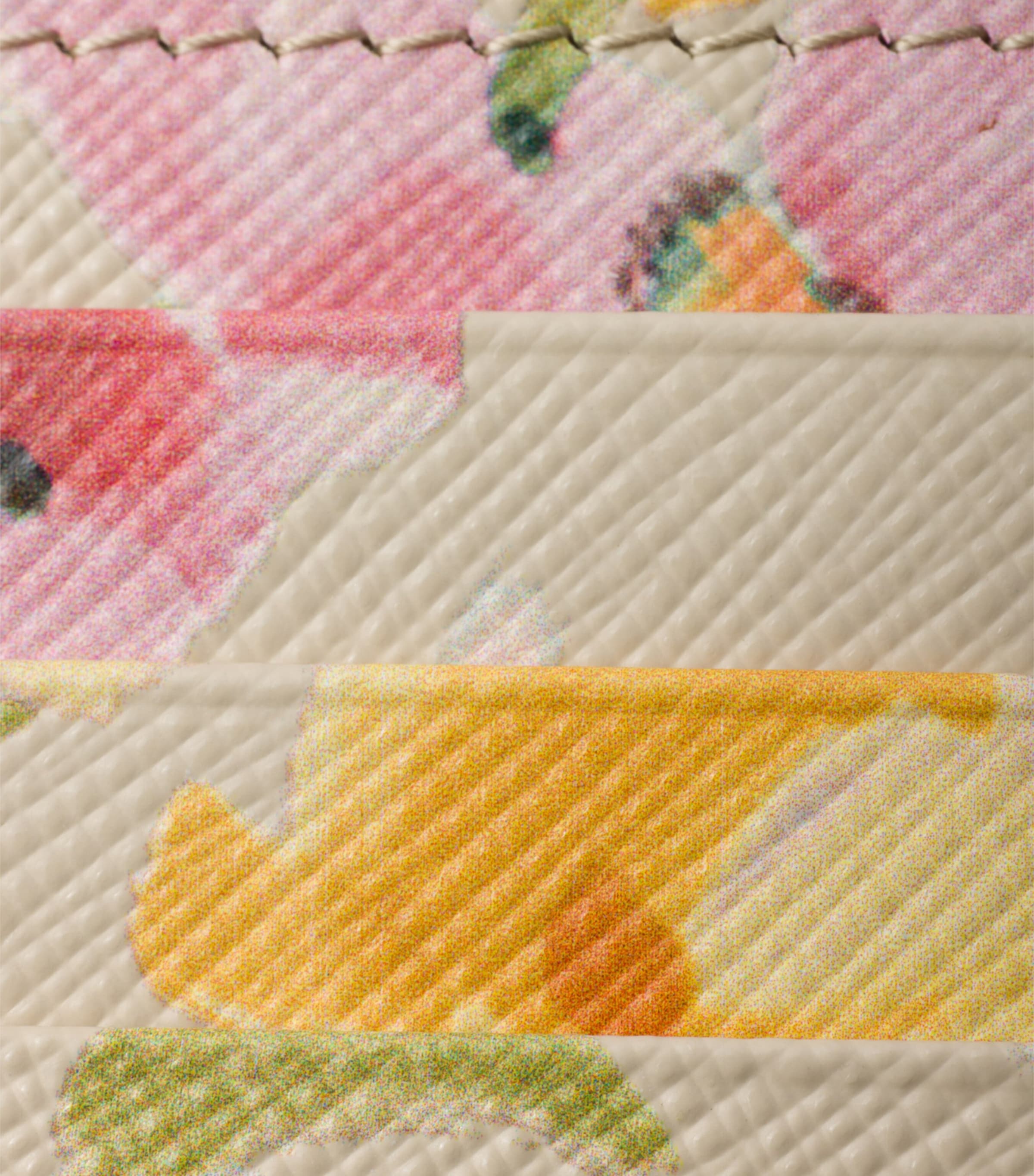 Saffiano Leather Floral Card Holder F0507 Image 2