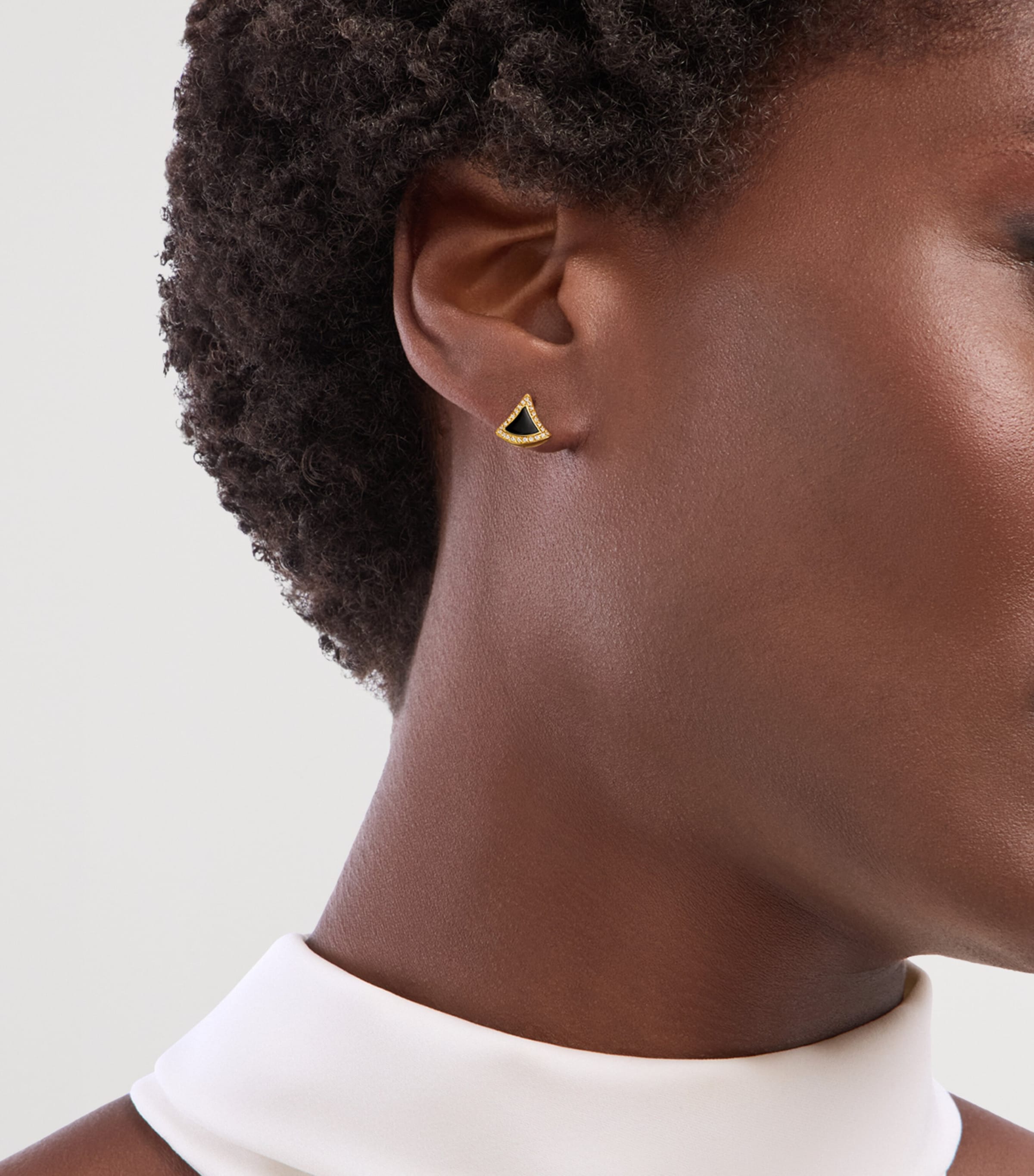 Yellow Gold, Diamond and Onyx Divas’ Dream Earrings YELLOW GOLD Image 5