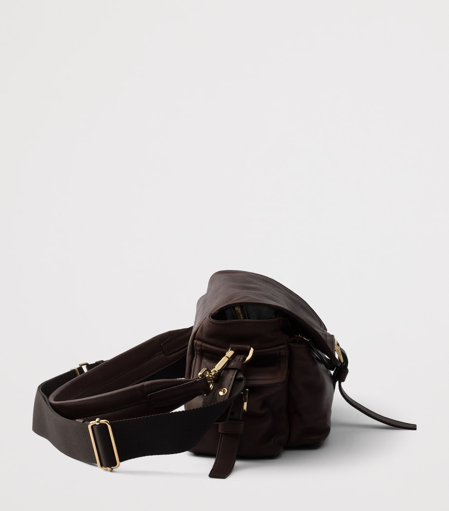 Medium Leather Explore Shoulder Bag F0038 Image 5