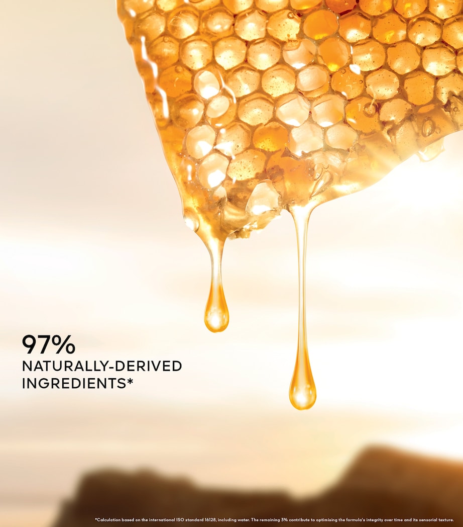 Abeille Royale Scalp & Hair Youth Oil-In-Serum (50ml) NO COLOUR Image 5