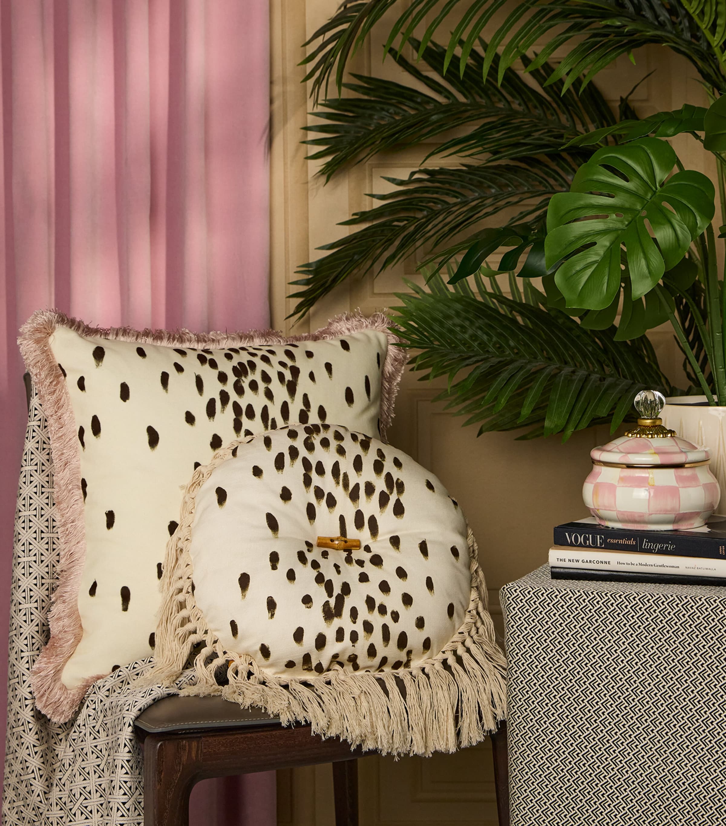 Fringed Tottenham Dalmatian Circular Cushion (36cm x 36cm) COCOA Image 2