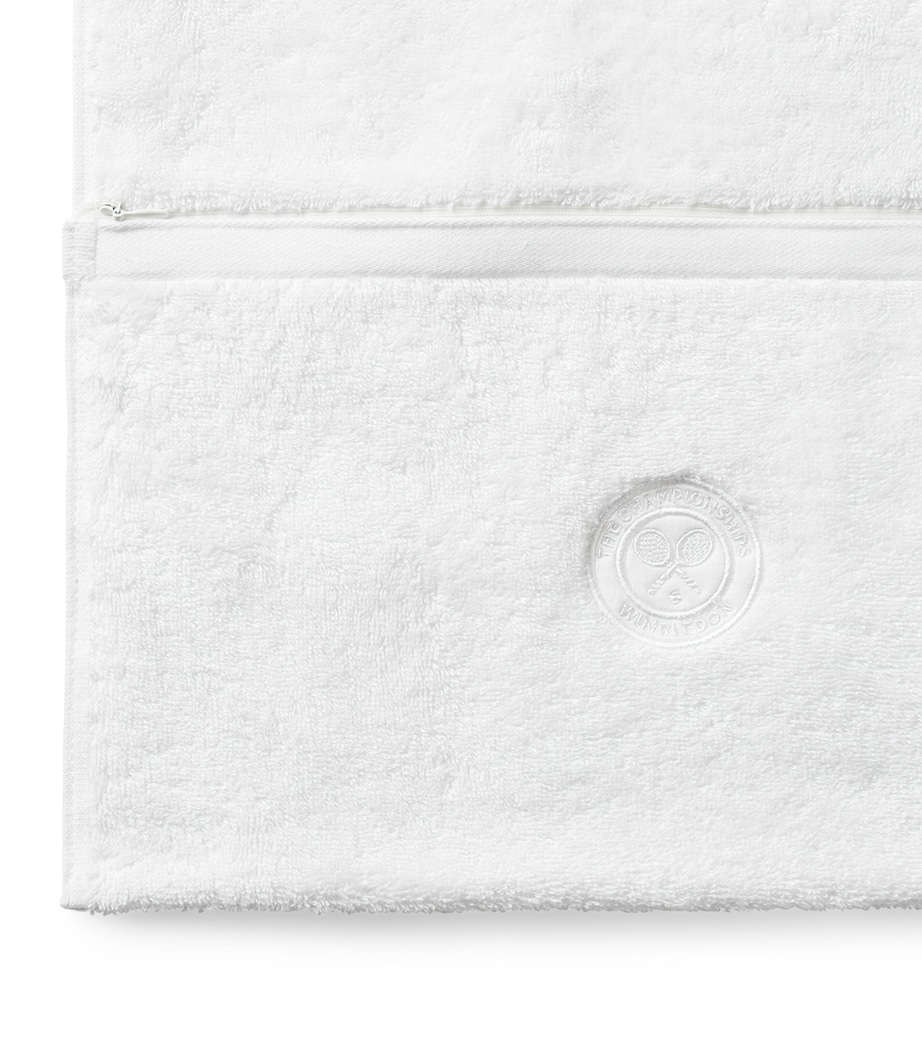 Christy x Wimbledon Logo Gym Towel (40cm x 120cm) White Image 3