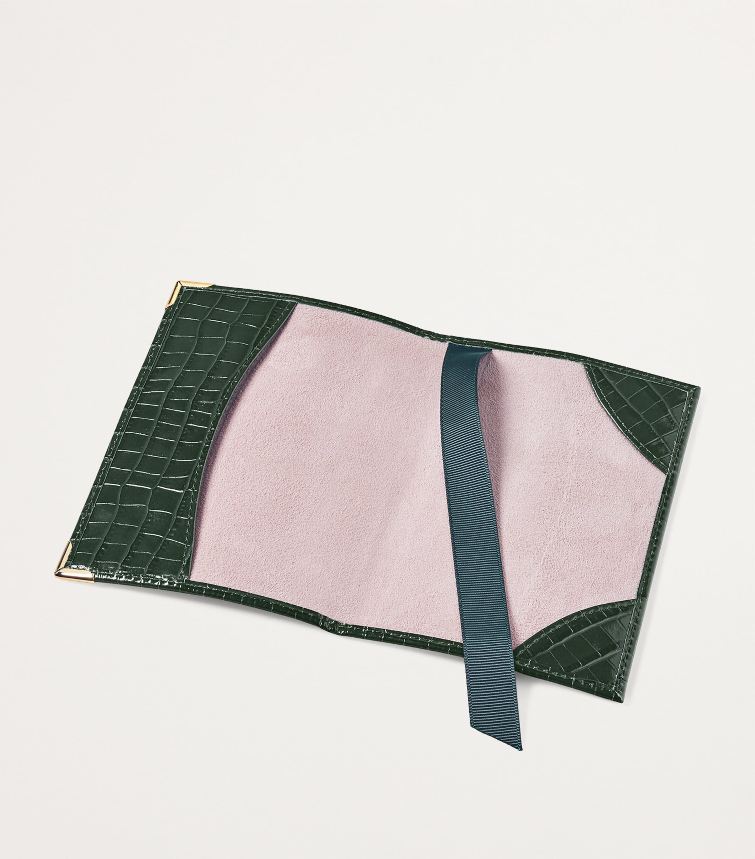 Leather Passport Cover EVERGREEN Image 3