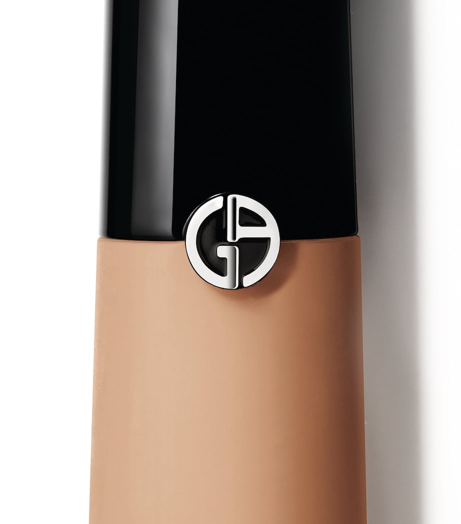 Luminous Silk Concealer 4.75 Image 6