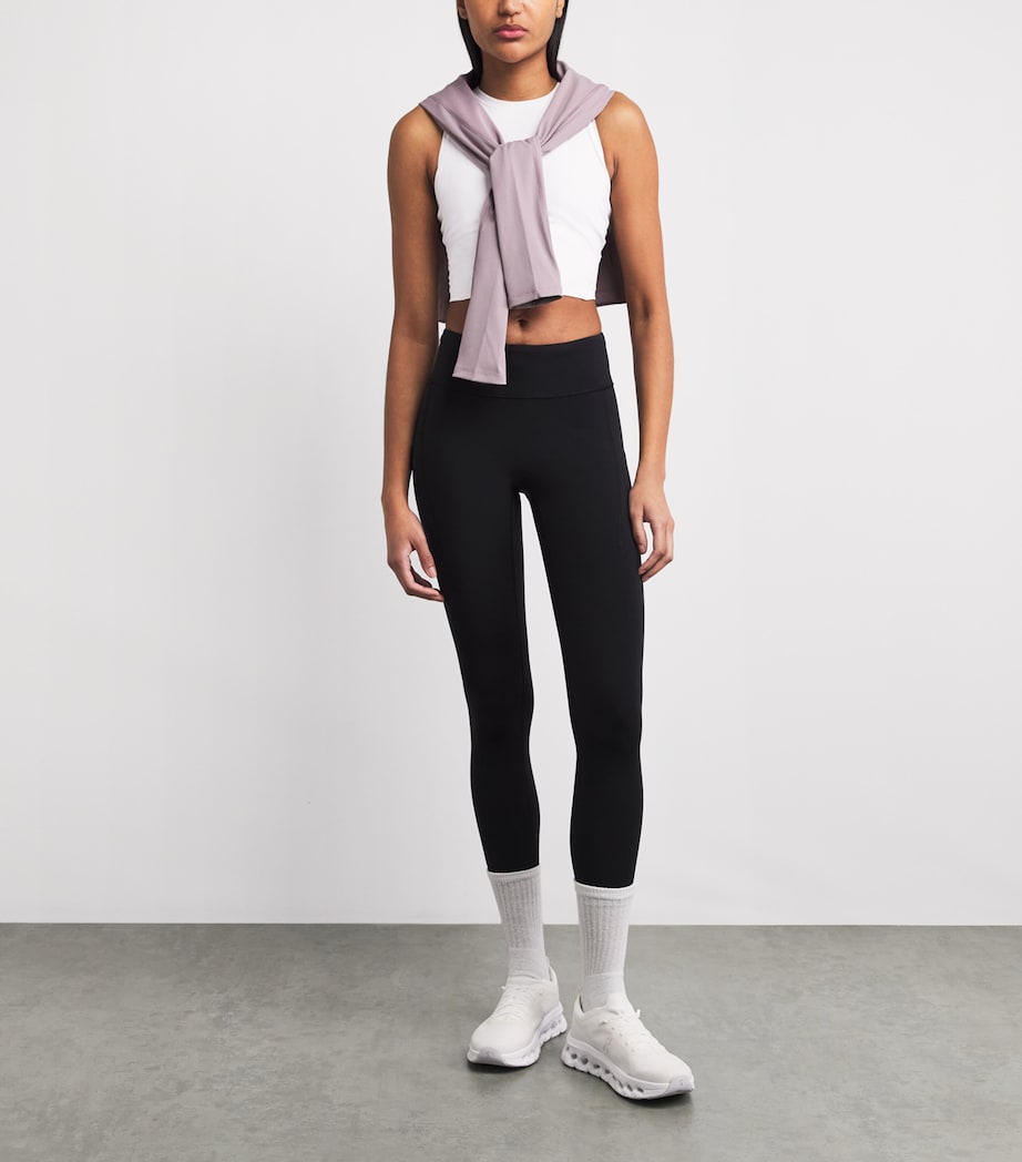 On Womens Studio Cropped Tank Top White Image 2