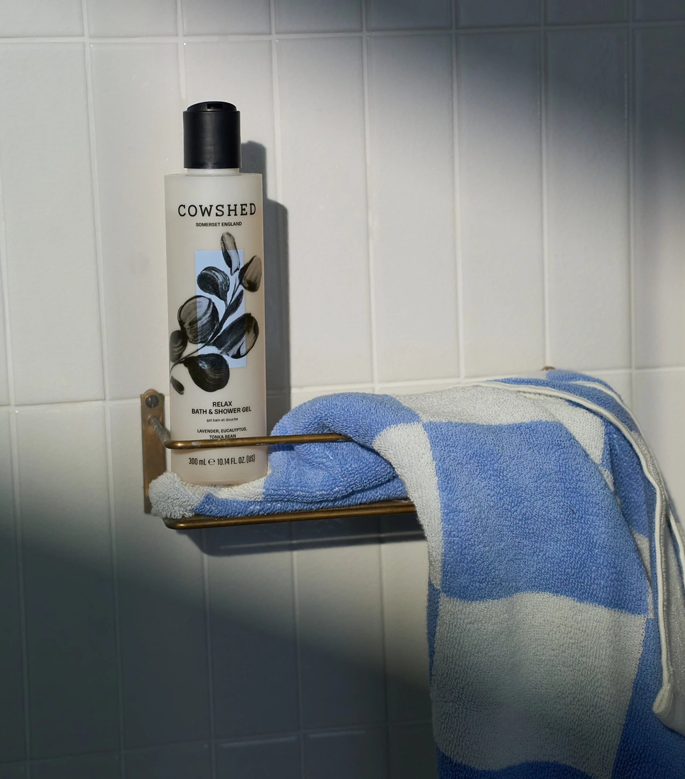 Cowshed Relax Bath & Shower Gel (300ml) N/a Image 6