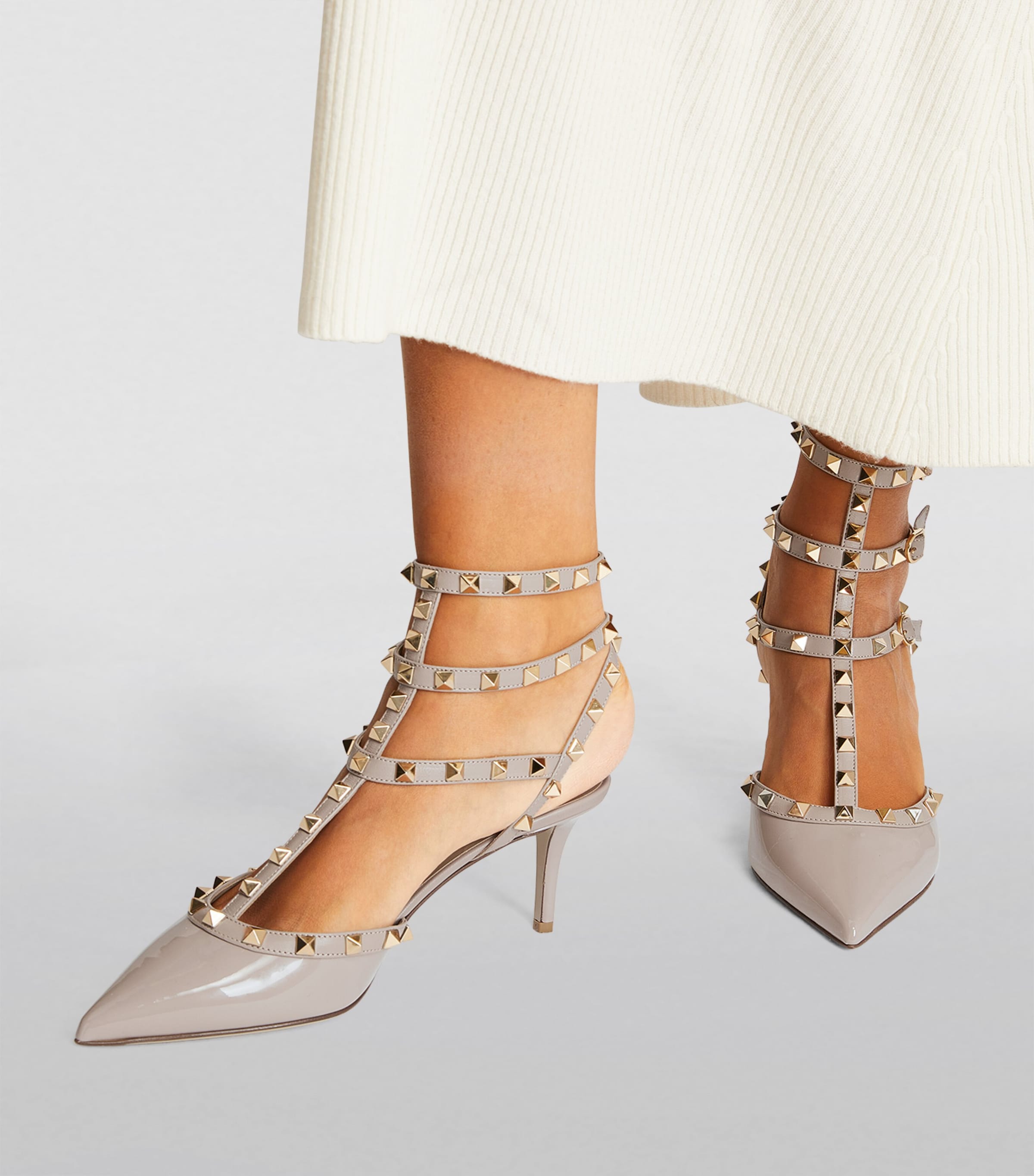 Rockstud pumps online