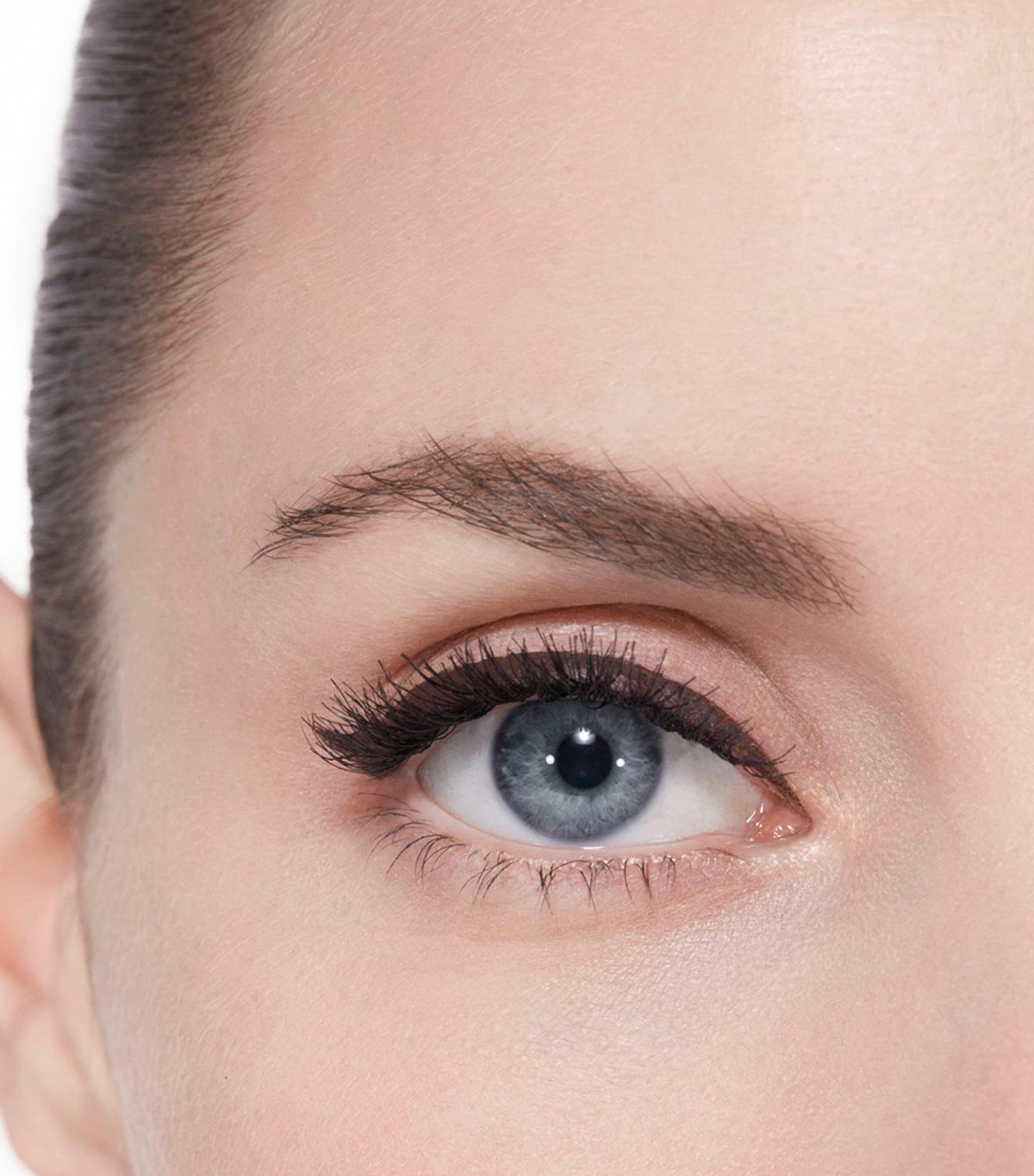CHANEL LE LINER Liquid Eyeliner Ultra Brun Image 5