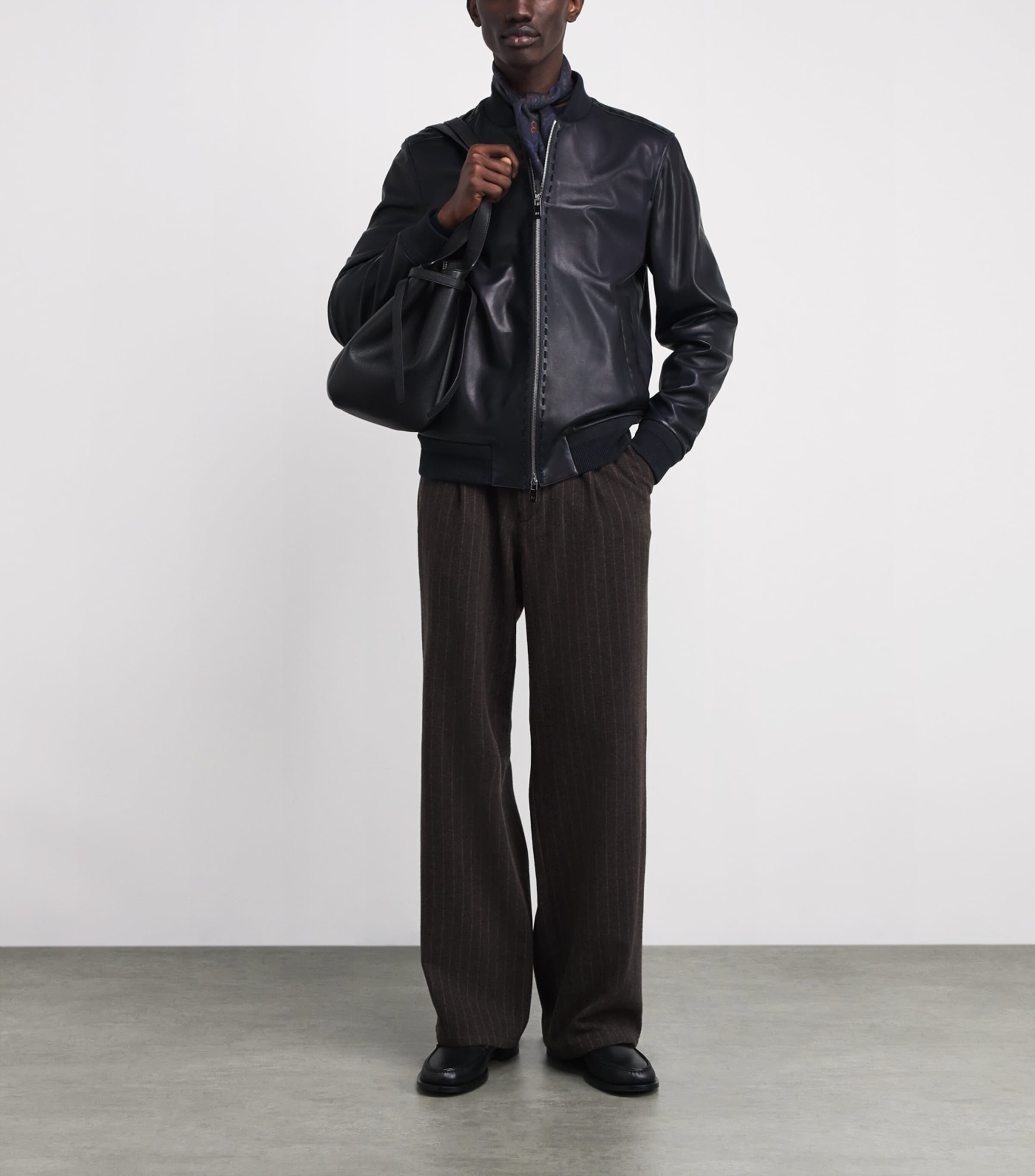 Leather Bomber Jacket 01 BLUE NAVY Image 2