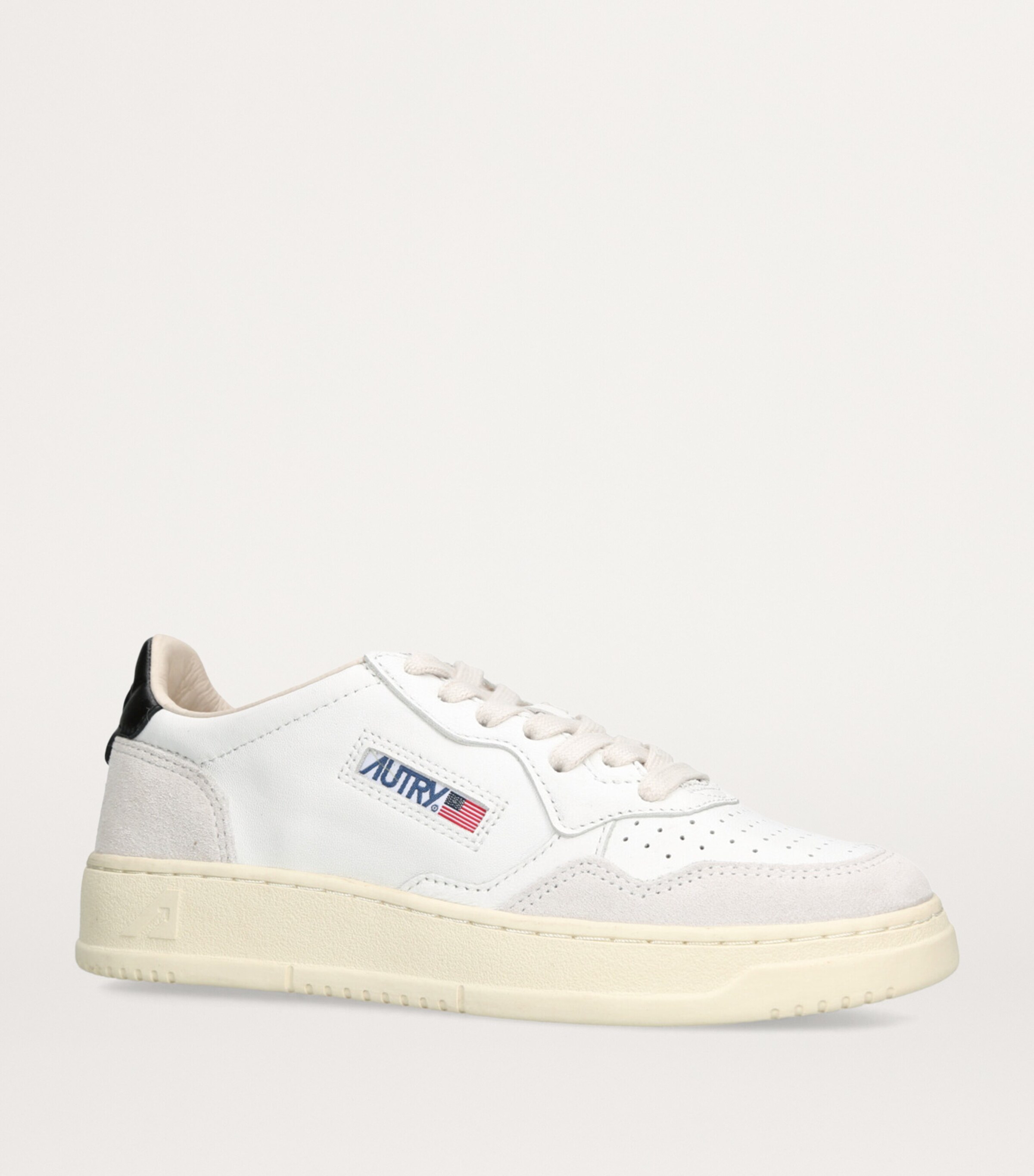 Leather Medalist Low-Top Sneakers WHITE/BLK Image 1