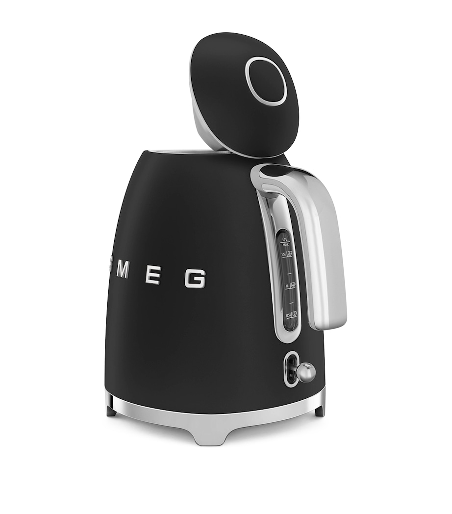 Retro Kettle MATTE BLACK Image 4