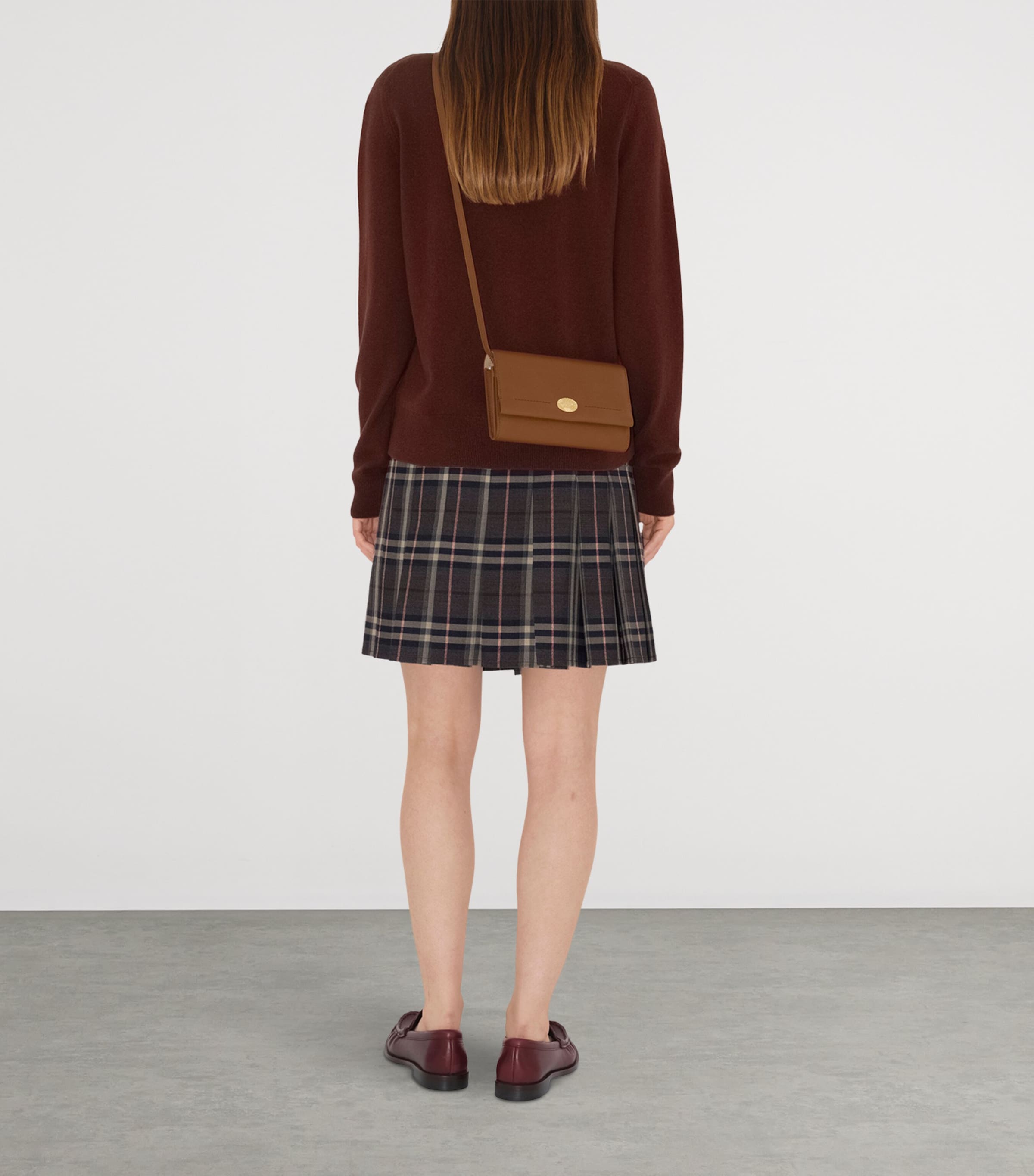 Leather Cotswolds Strap Wallet HAZEL Image 2