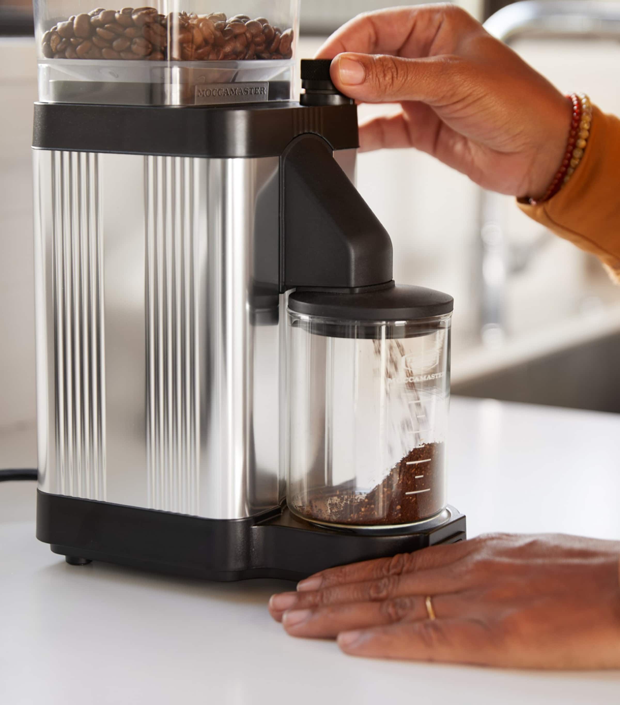 Moccamaster KM5 Coffee Grinder Polished Silver Image 3