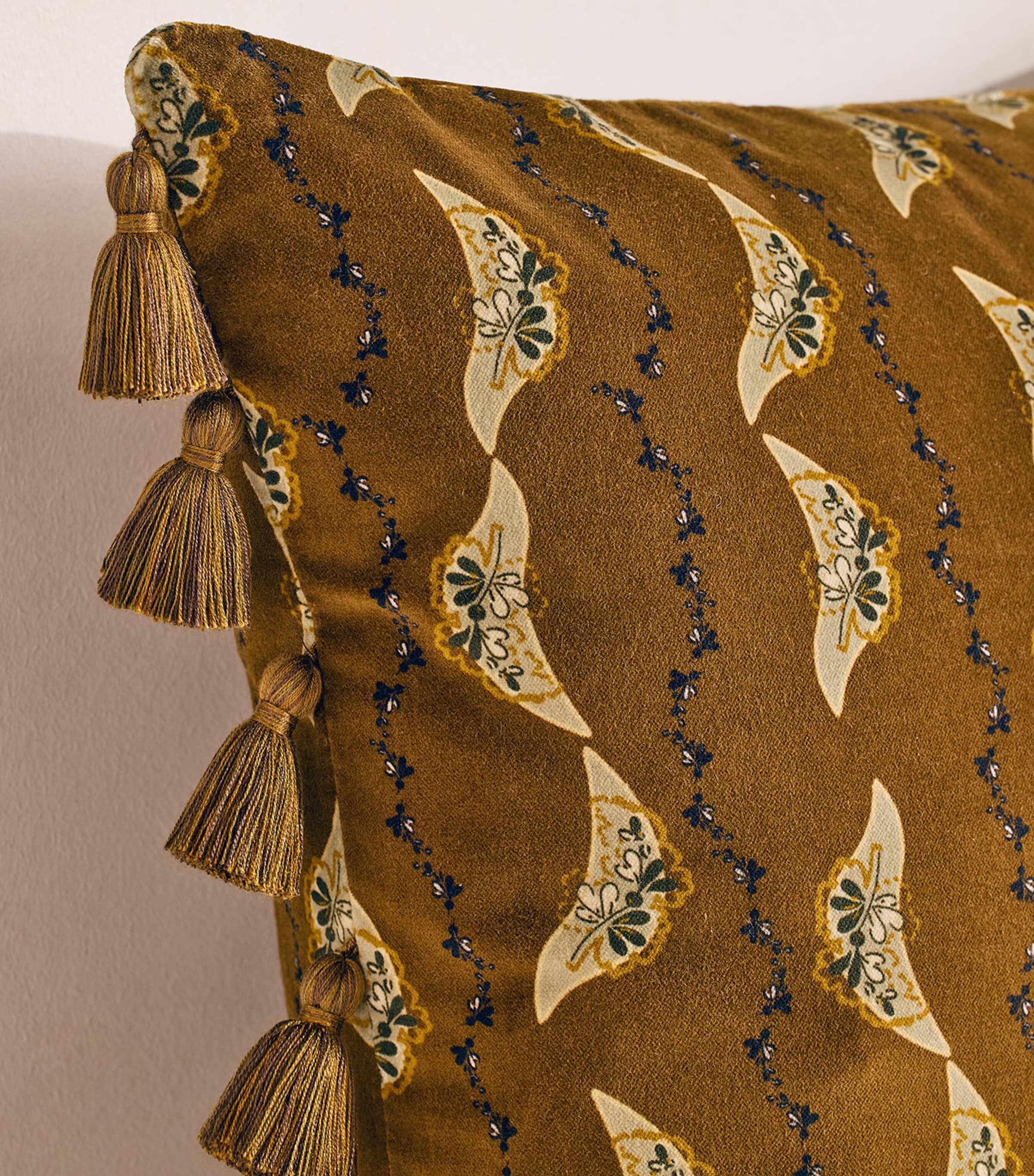 Soho Home Deklan Cushion (50cm x 50cm) Ochre Image 2
