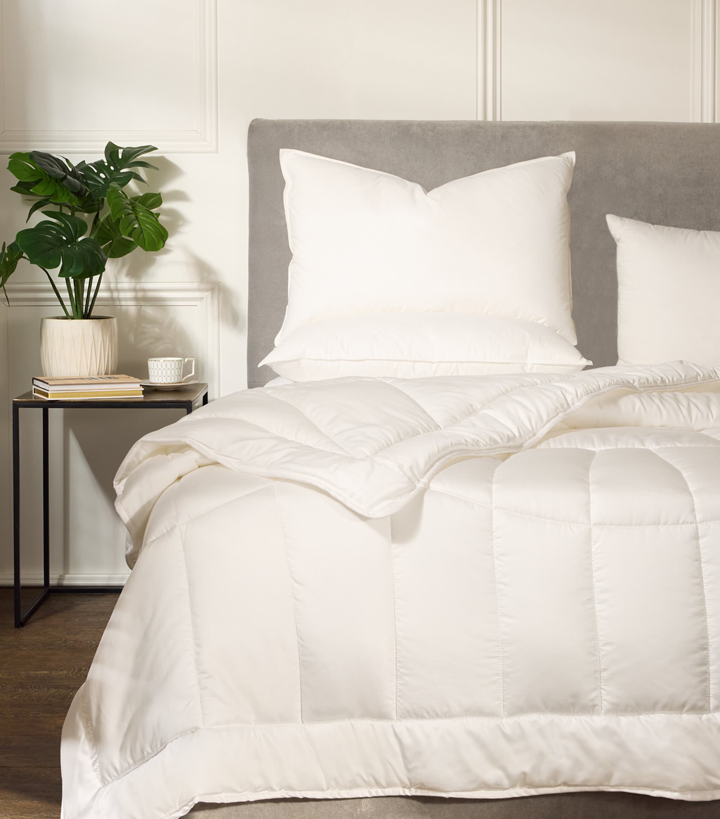 Soft Matterhorn Goose Down Standard Pillow (50cm x 75cm) WHITE Image 4