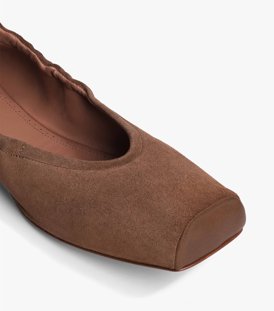 Suede Pointe Ballet Pumps TERRE D'OMBRE Image 5