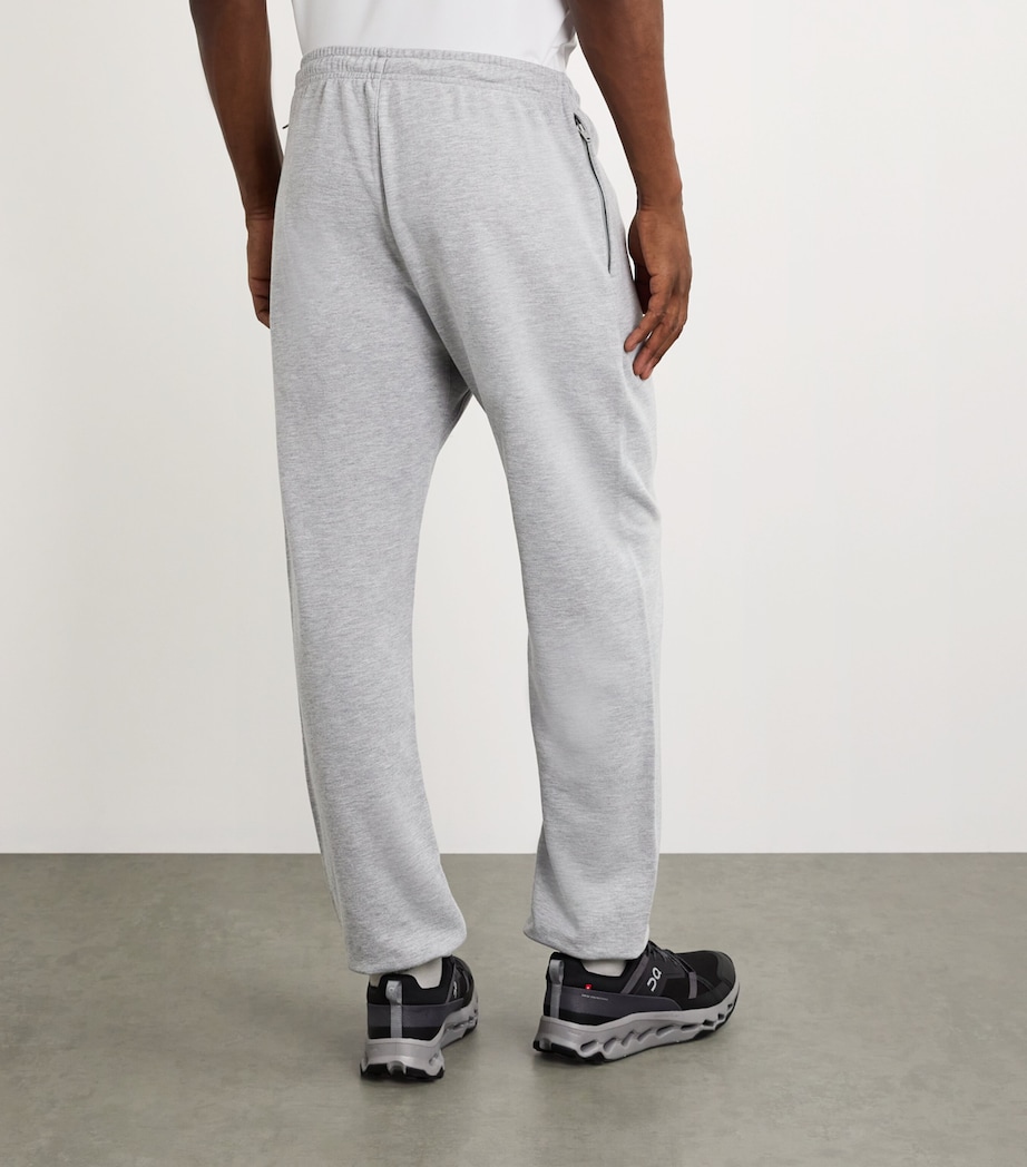 Alo Yoga Mens Cotton-Blend Chill Sweatpants Heather Grey Image 4