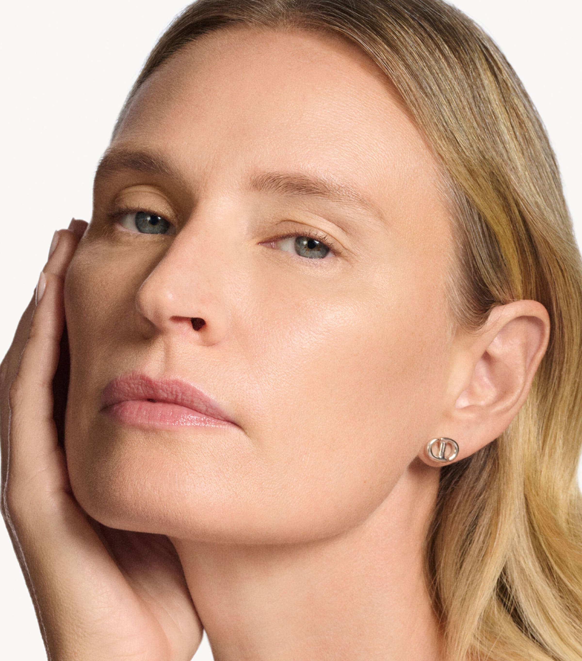DIOR Dior Capture High-Performance Anti-Ageing Correction Ritual Set Clear Image 2
