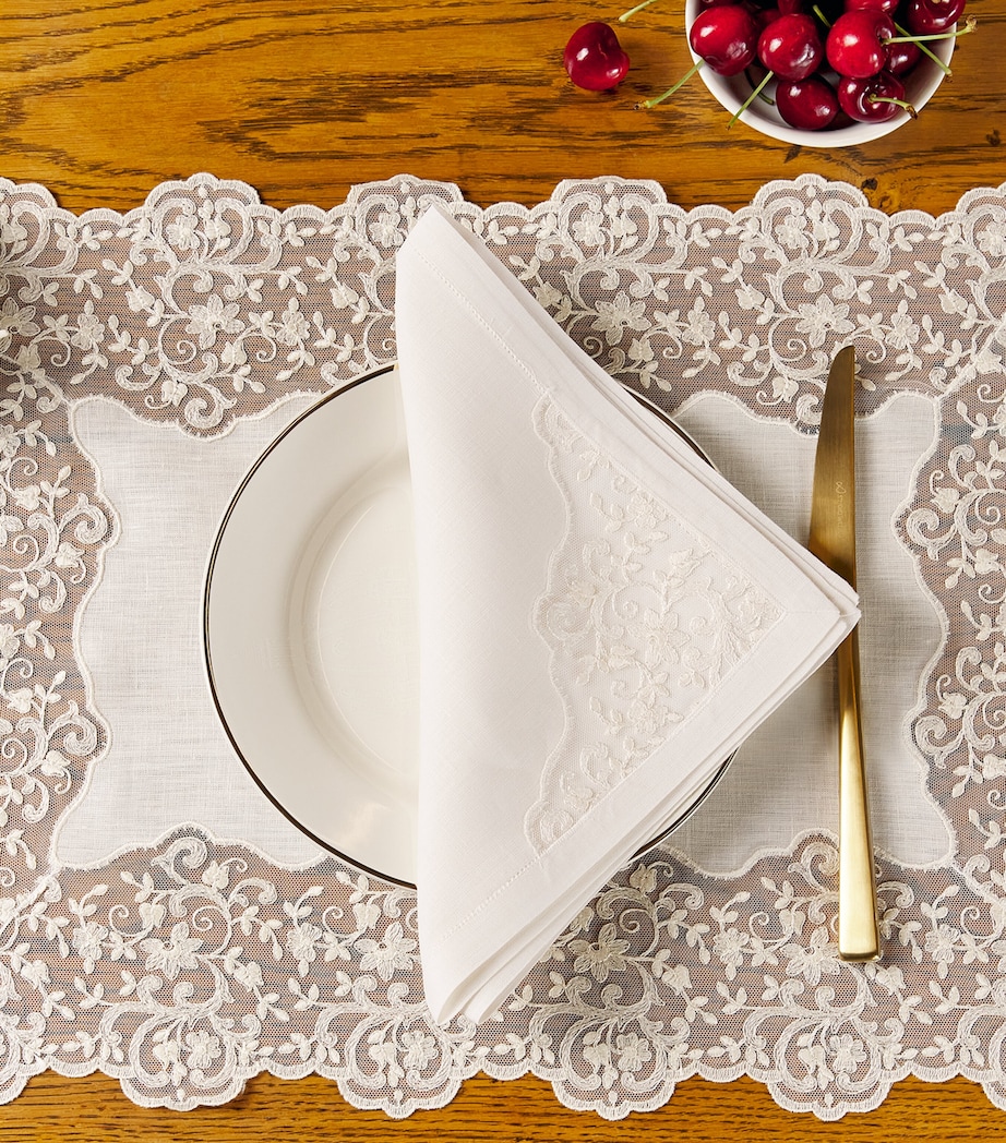 Linen Lace-Trim Elite Napkin (45cm x 45cm) IVORY/IVORY Image 3