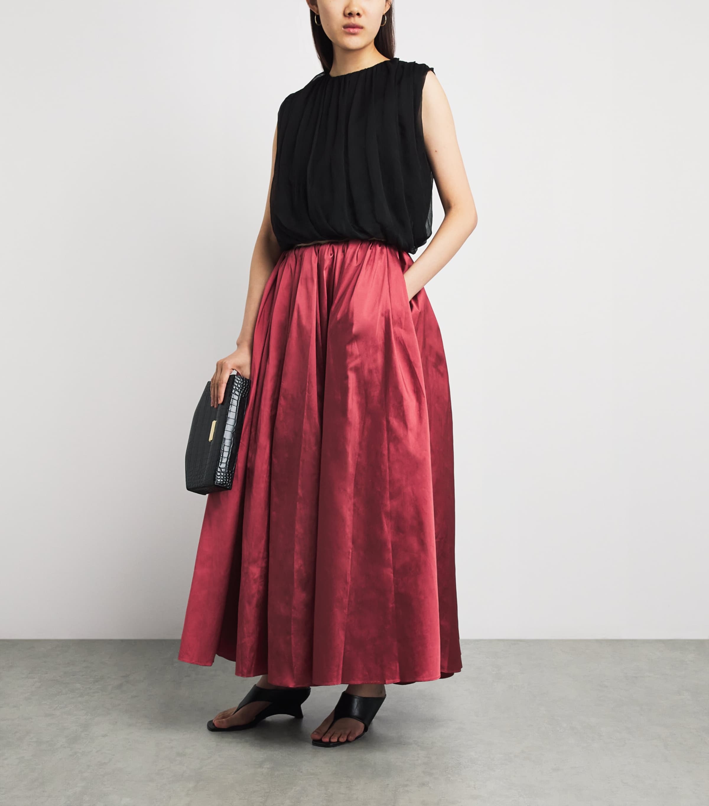 Abadia Womens Elodie Pleated Midi Skirt Red Image 2