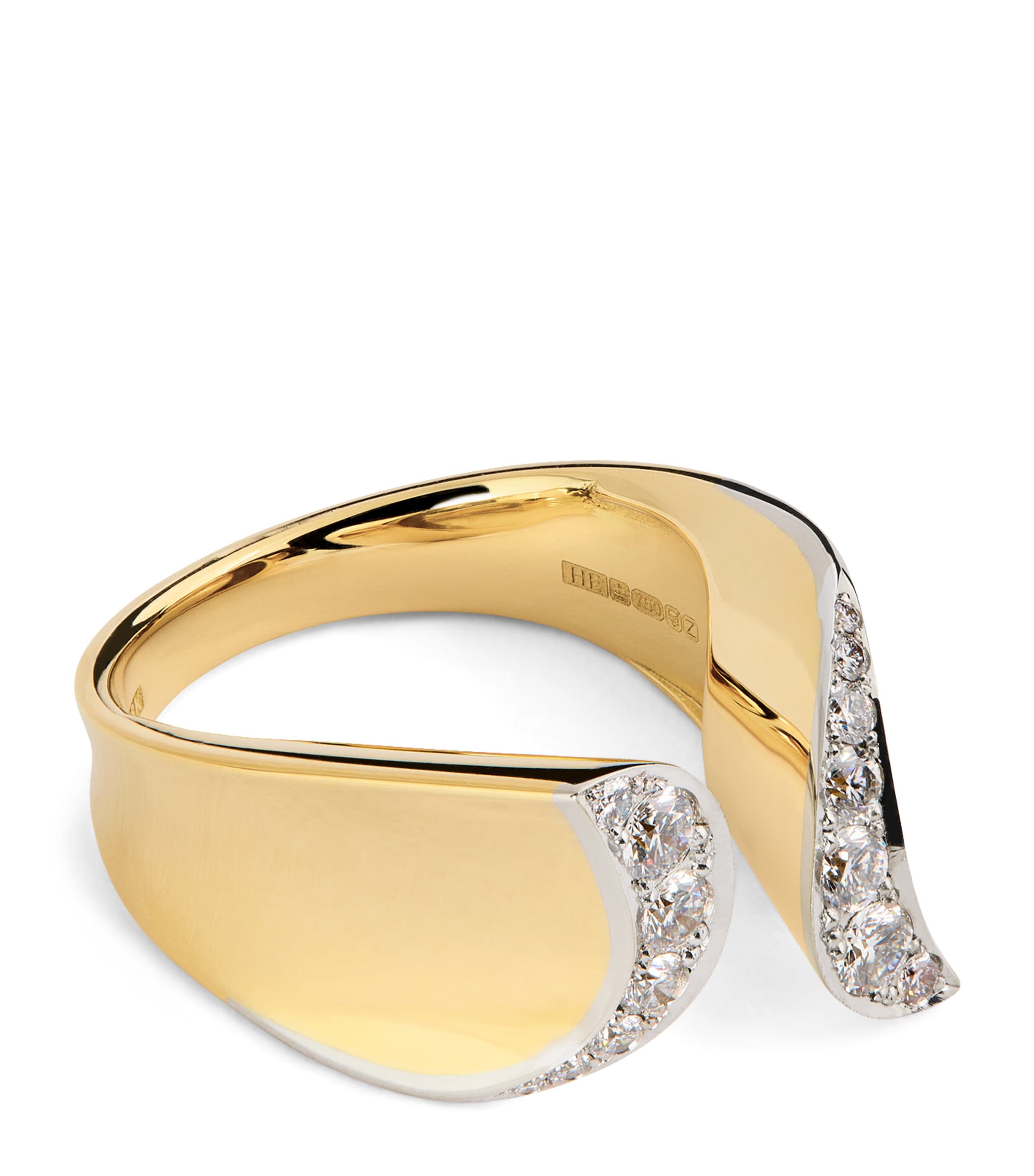 ENGELBERT YELLOW GOLD AND DIAMOND MARGARETA PINKY RING