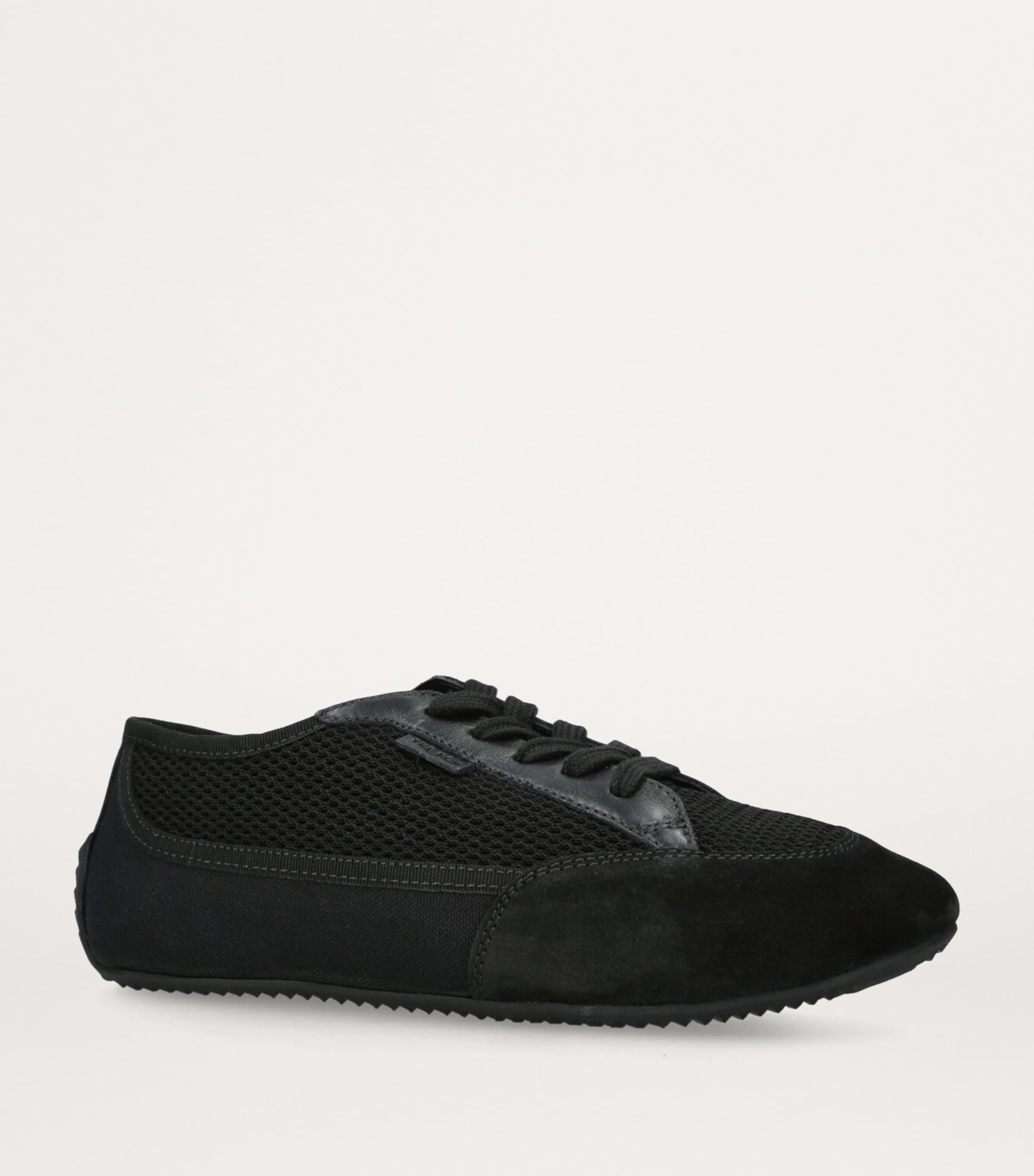 国内完売 ☆ THE ROW ザ ロウ Bonnie sneakers black スニーカー THE ROW | Bonnie Low Top Lace Up Sneakers | BLACK | Women