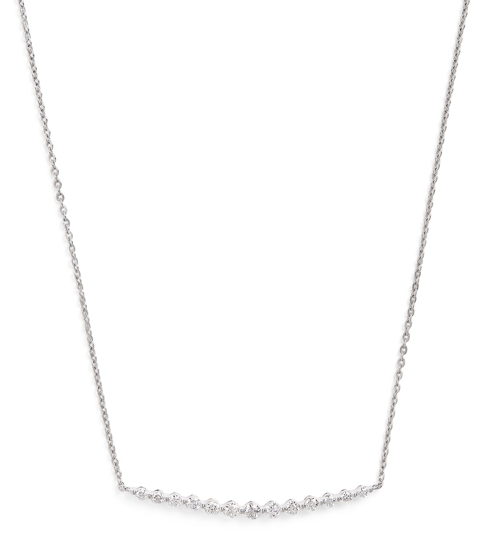 White Gold and Diamond Graduating Pendant Necklace (0.50ct)