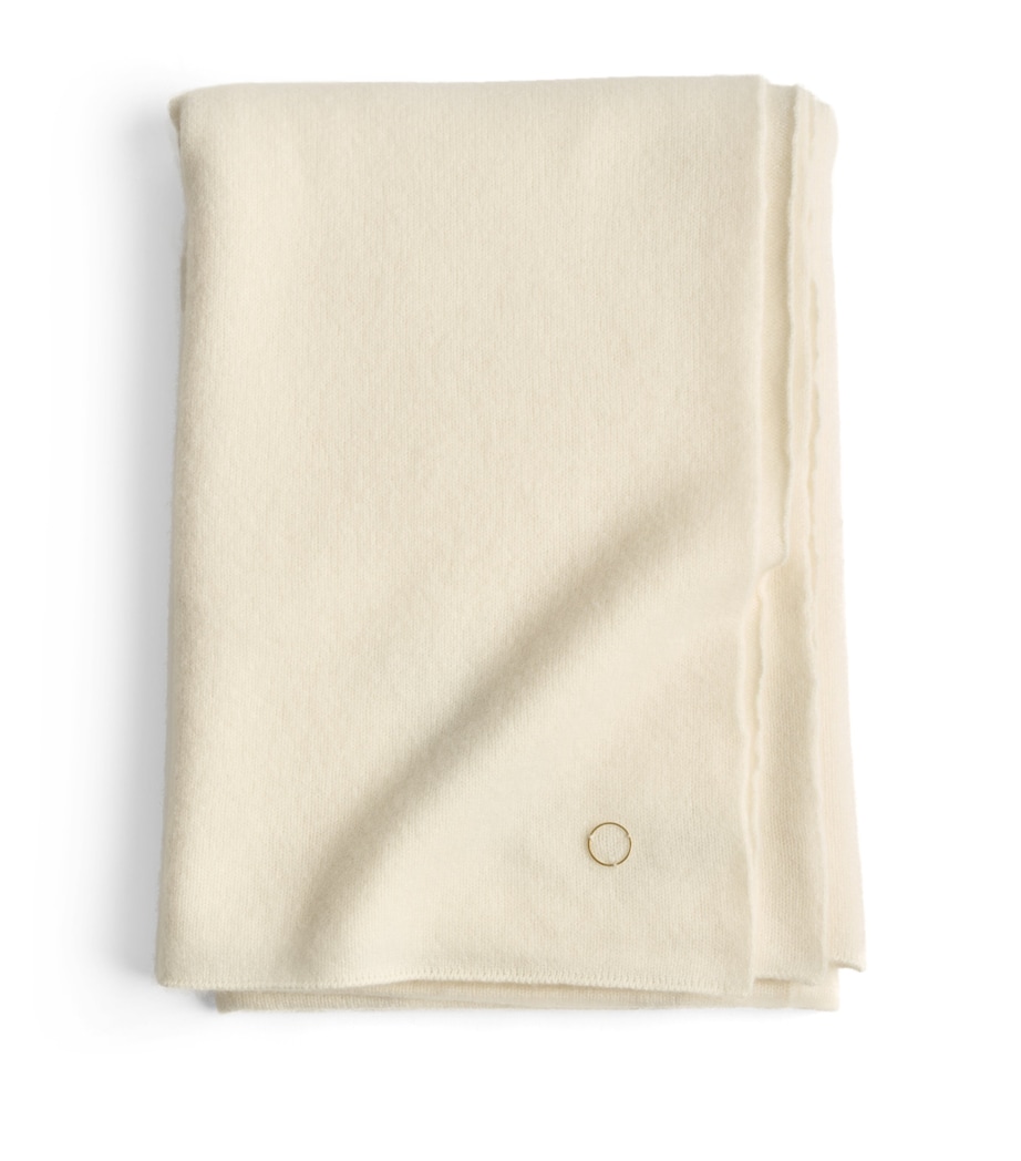 Cashmere Silence Throw (190cm x 130cm) IVORY Image 1