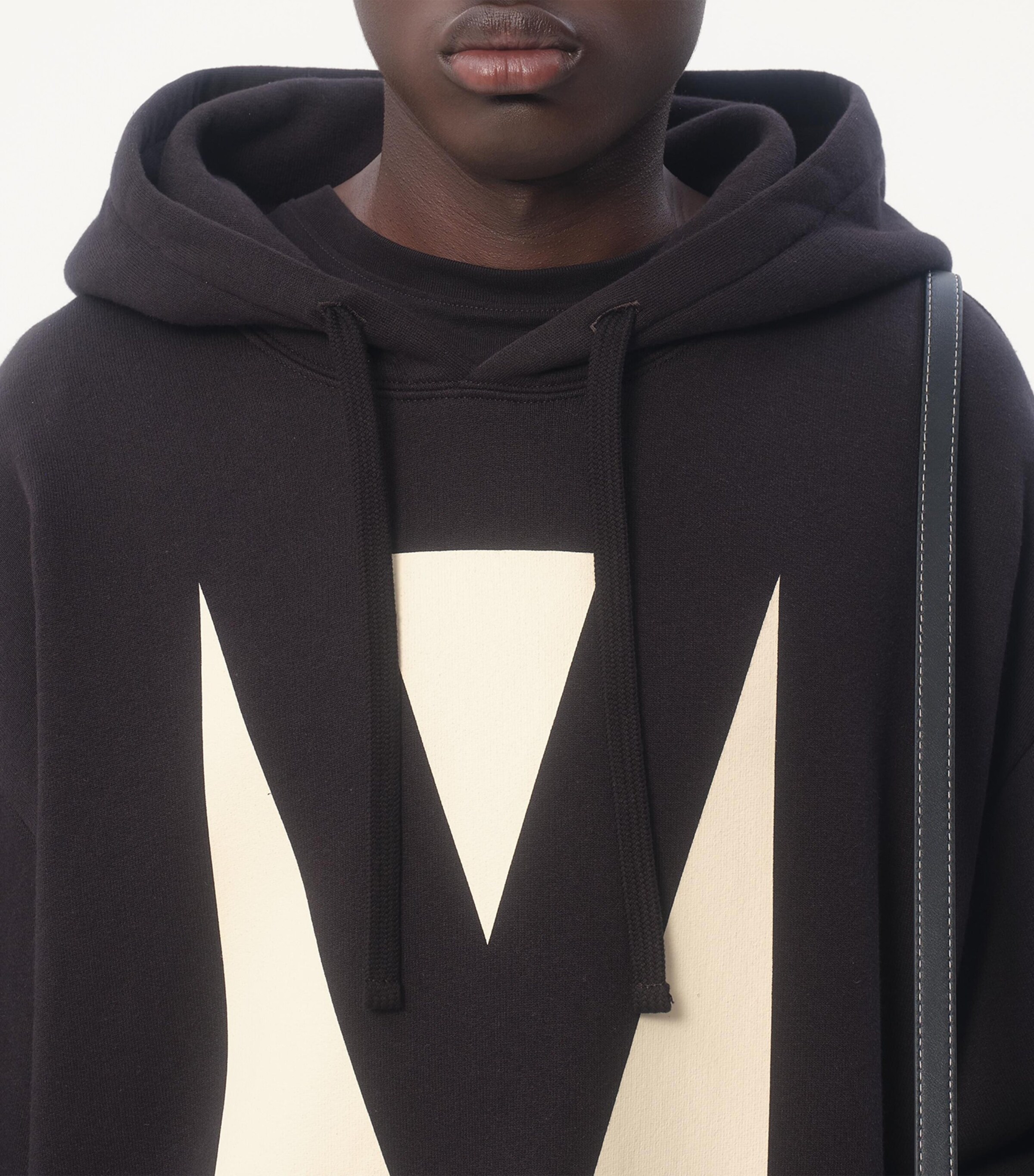 パーカー・フーディ VALENTINO CHEZ HOODIE 玉森裕太着用 VALENTINO GARAVAN ロゴ Chez Valentino パーカー