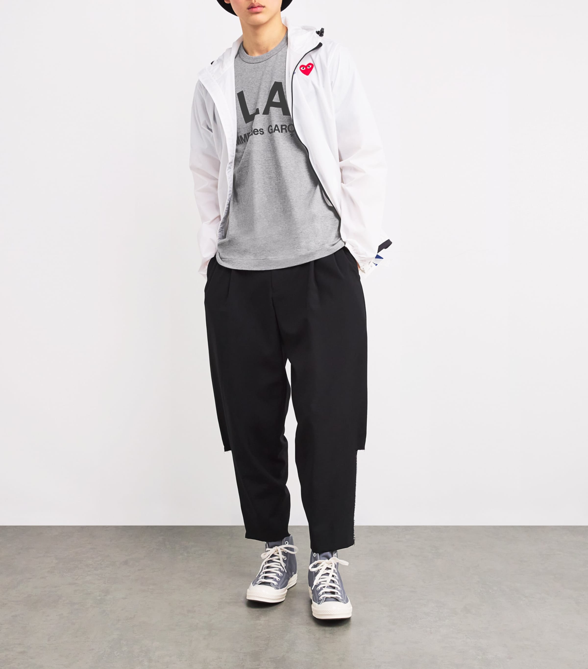 Comme Des Garçons Play Mens PLAY Logo T-Shirt Grey Image 2