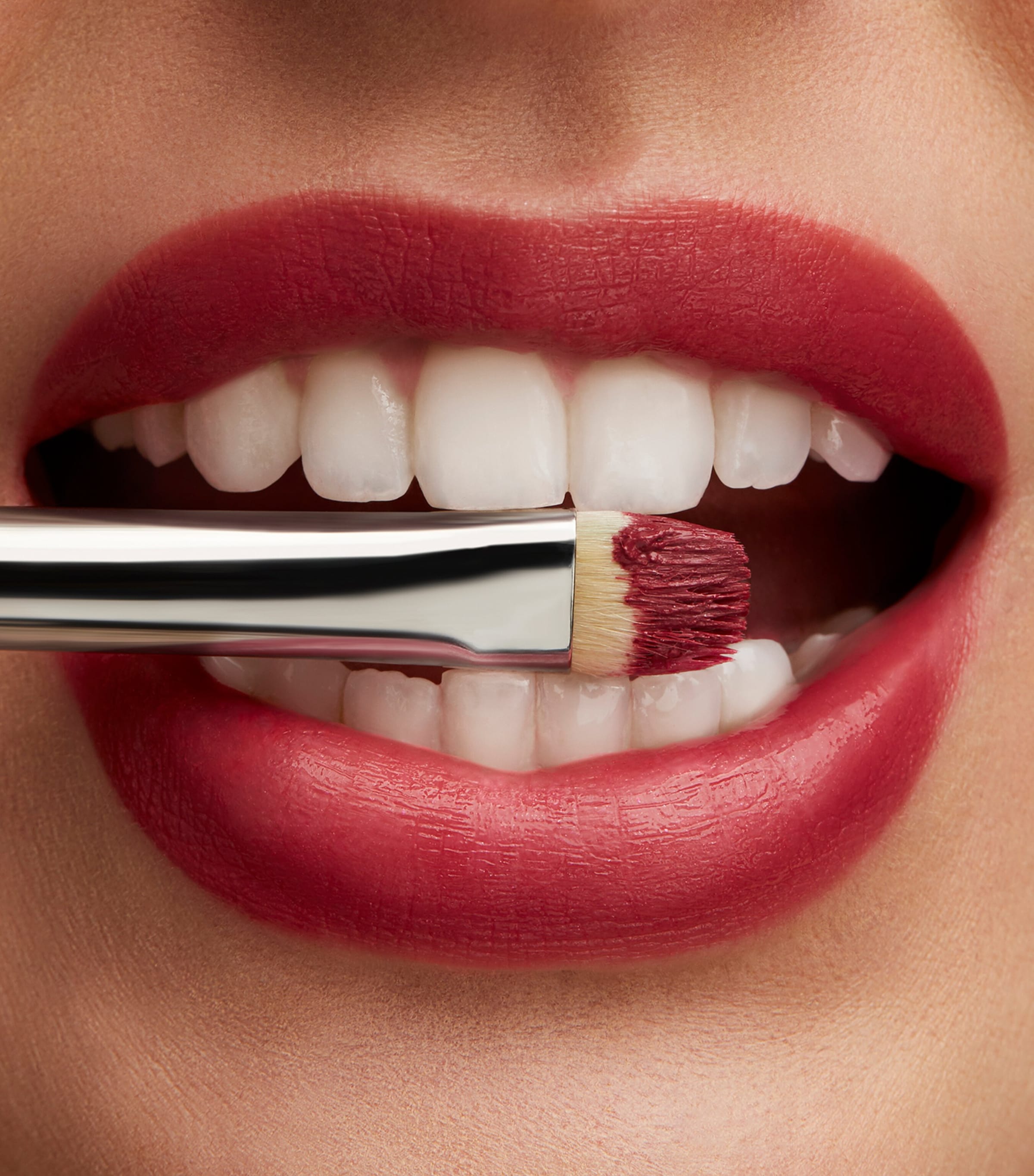 Lustreglass Sheer-Shine Lipstick BEAM THERE DONE THAT Image 4