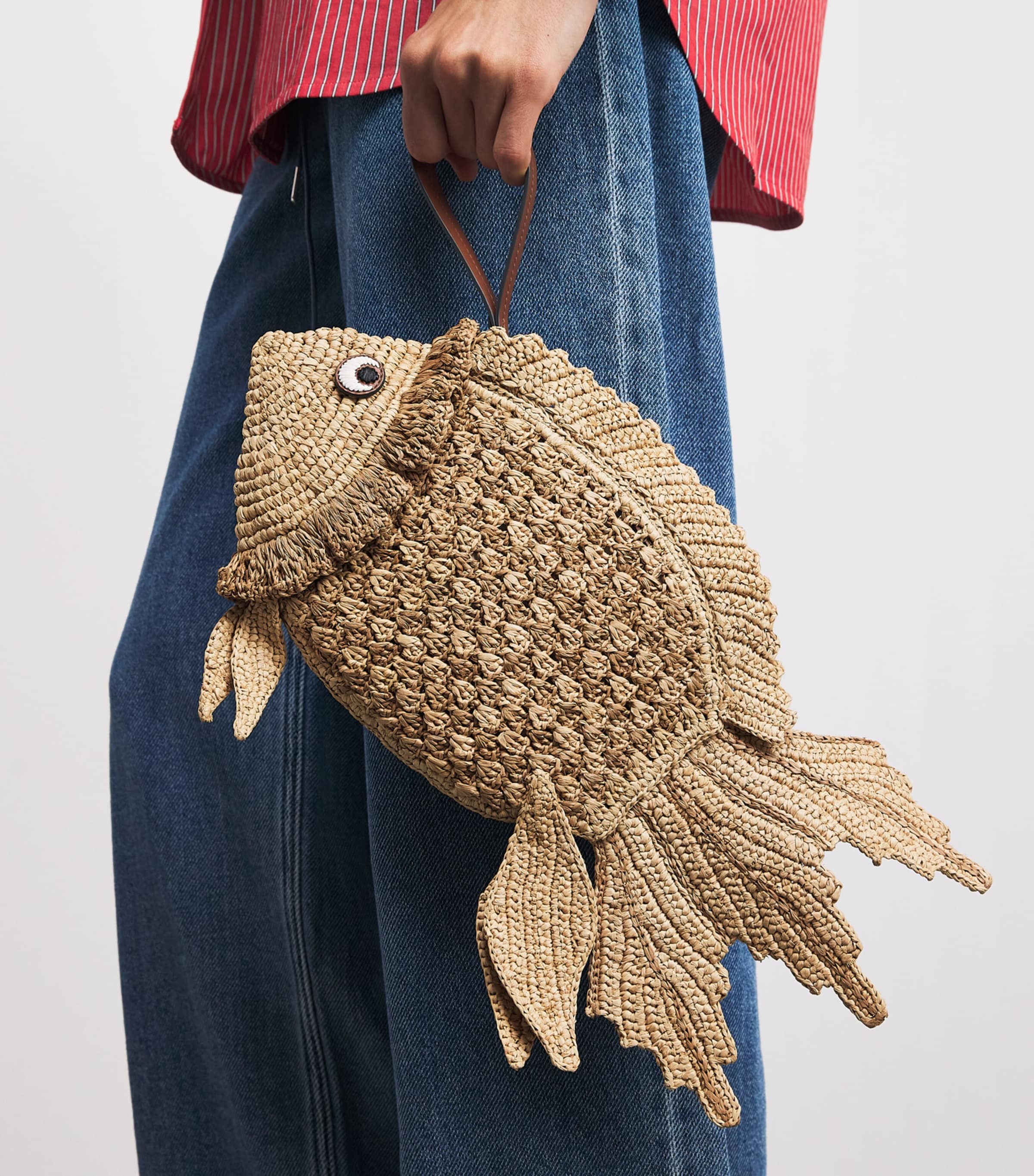 Anya Hindmarch Raffia Fish Clutch Bag Natural Image 4