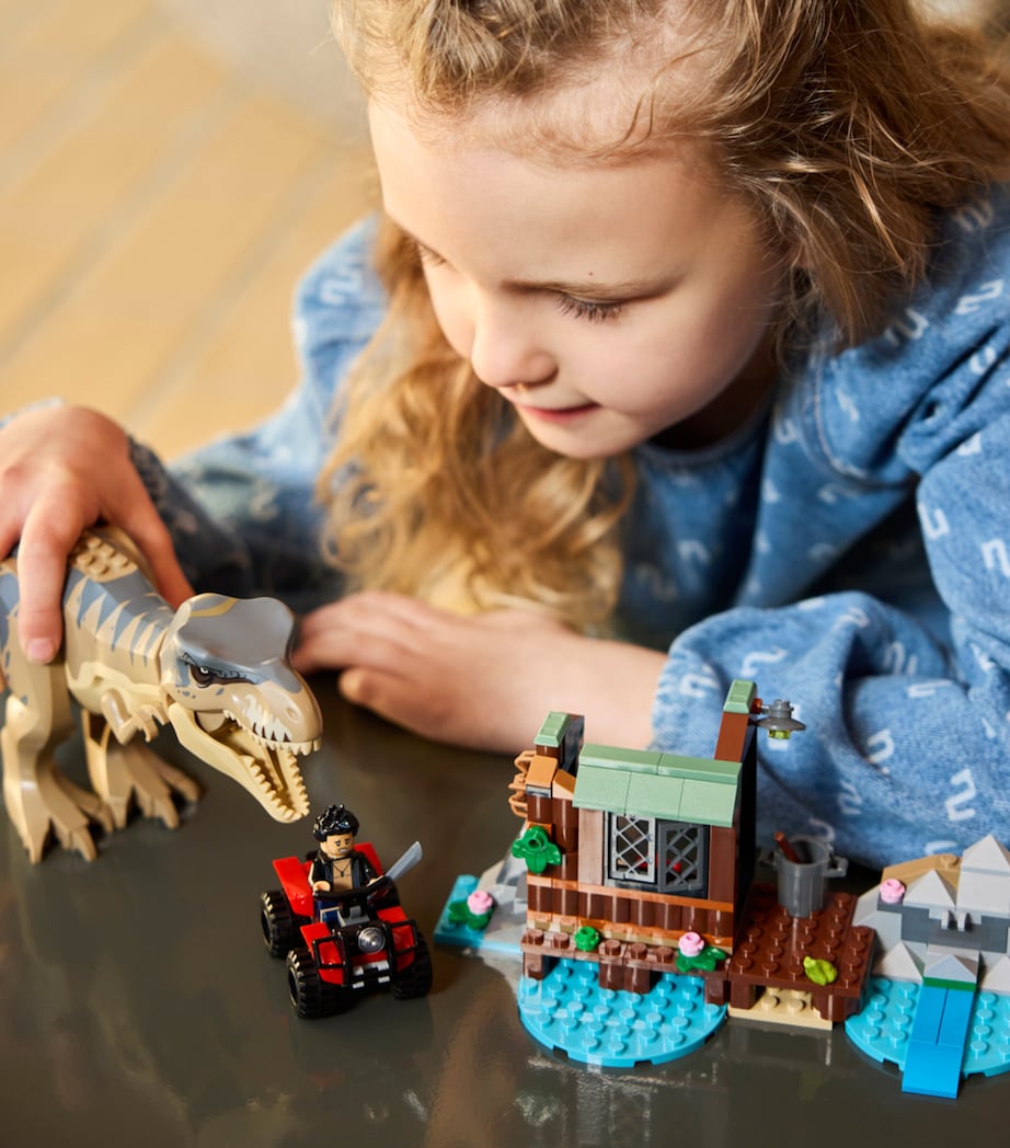 Jurassic World T. rex River Escape 76975 MULTI Image 2