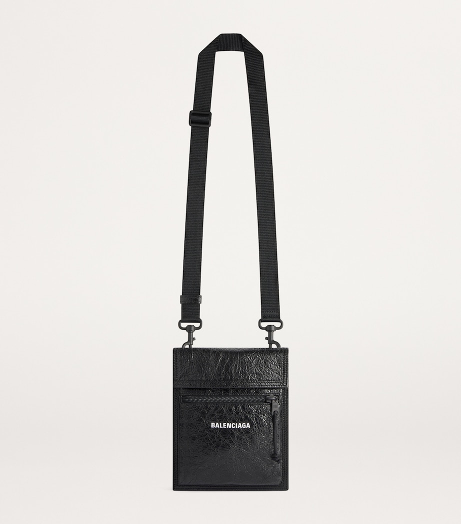 Small Explorer Pouch 1090 Image 3