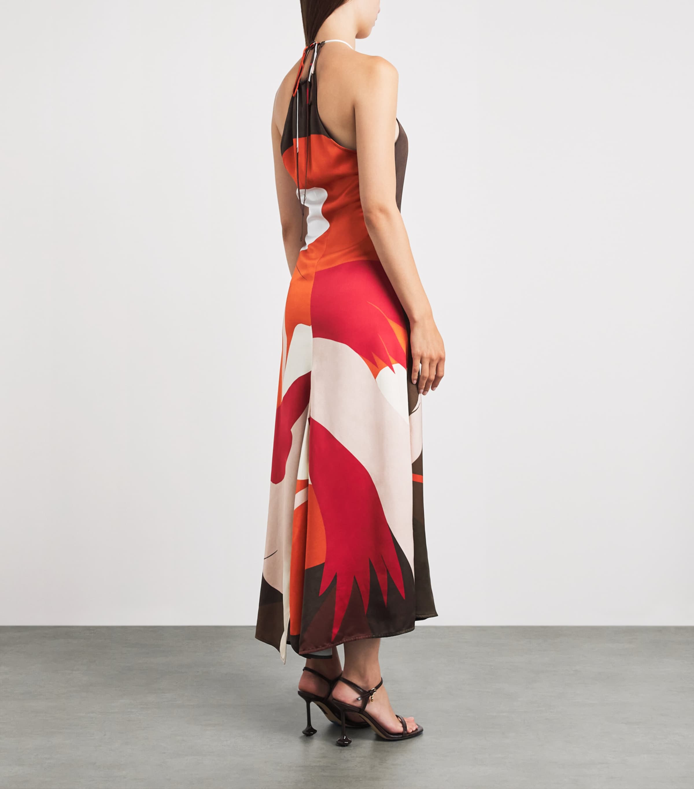 Victoria Beckham Womens Halterneck Printed Midi Dress Abstract Dark Earth Image 4
