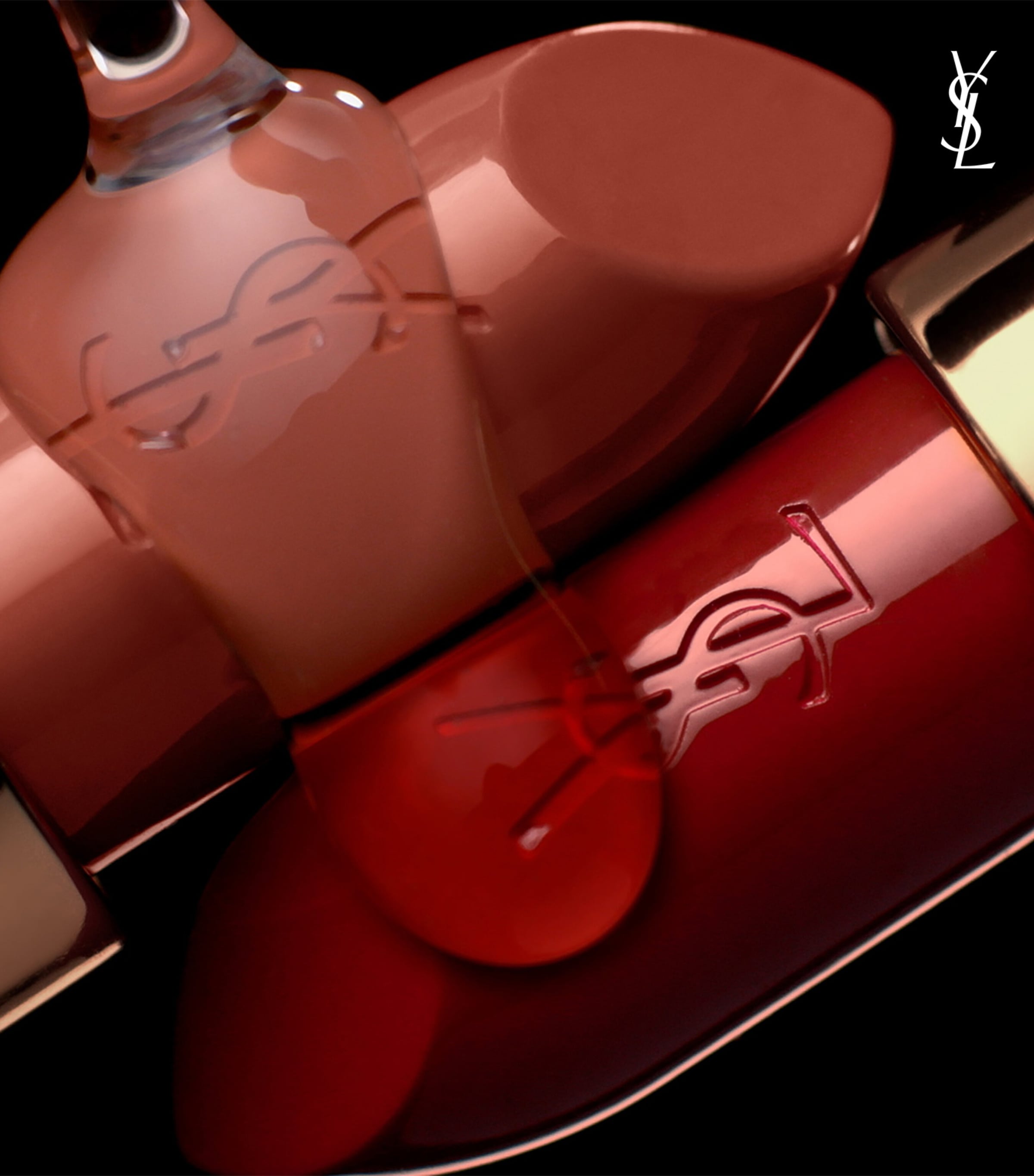Rouge Pur Couture Lipstick R1971 Image 3